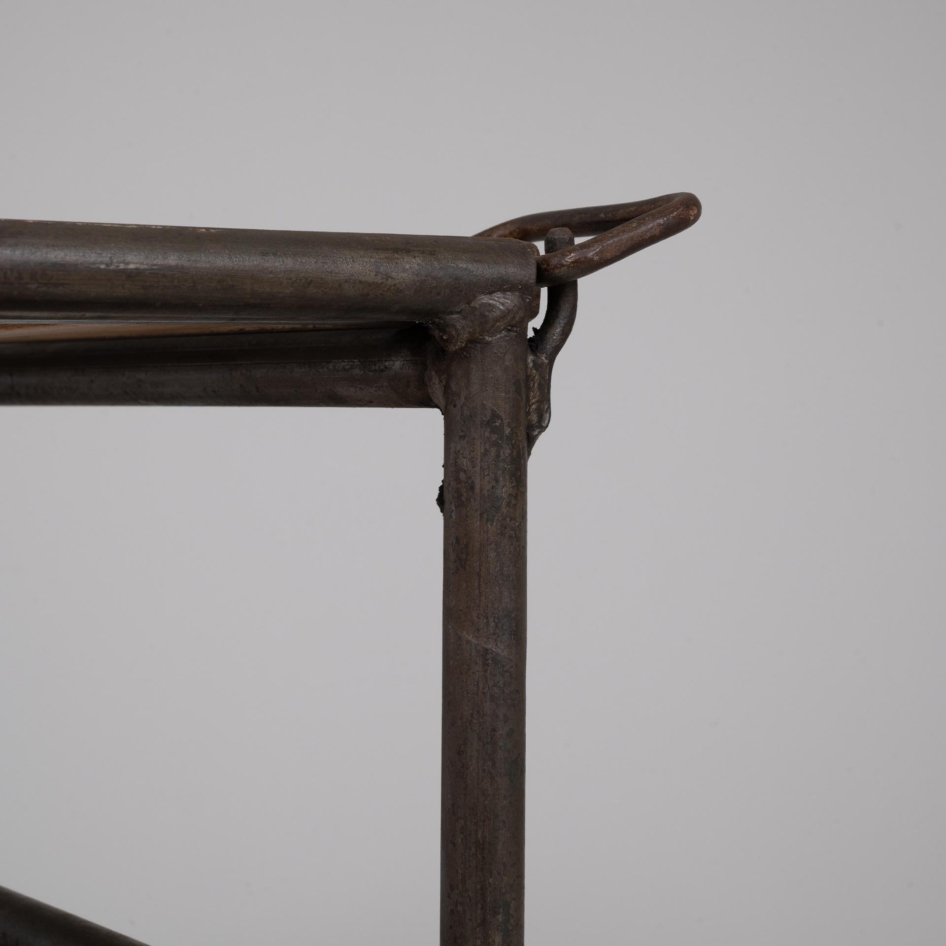 Carrello da forno francese del XX secolo in metallo e legno con ruote in vendita 4