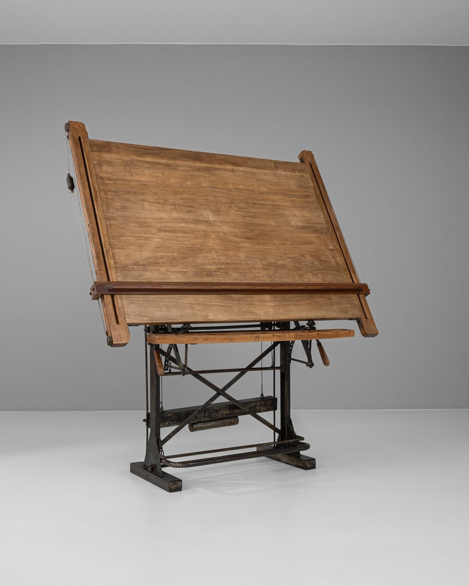 Table à dessin en métal et bois du 20ème siècle 1