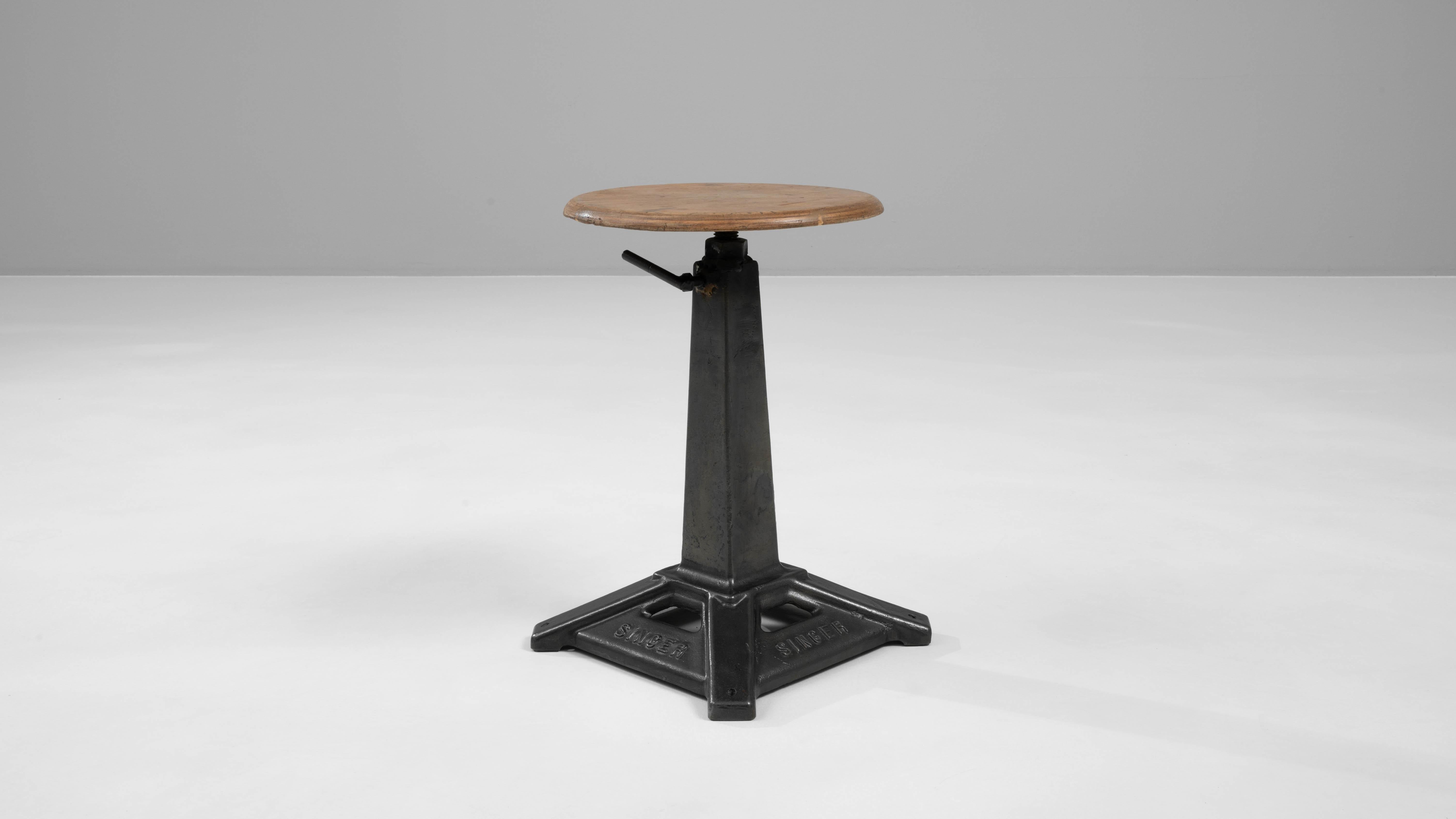 20th Century French Metal & Wooden Stool For Sale 4