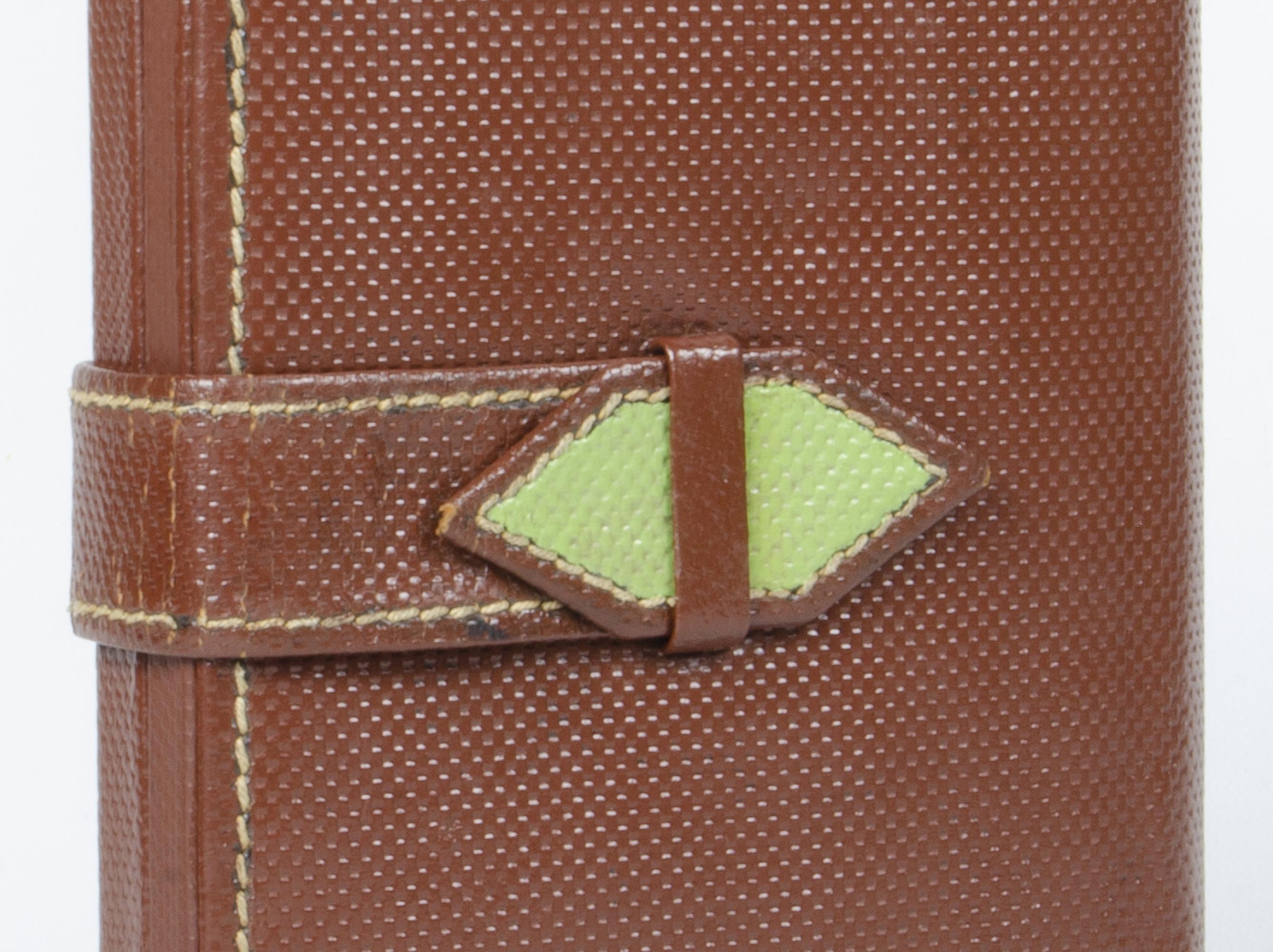 Embossed 20th Century French Modern Leather Makeup/Vanity Wallet with Mirror by Hermès For Sale