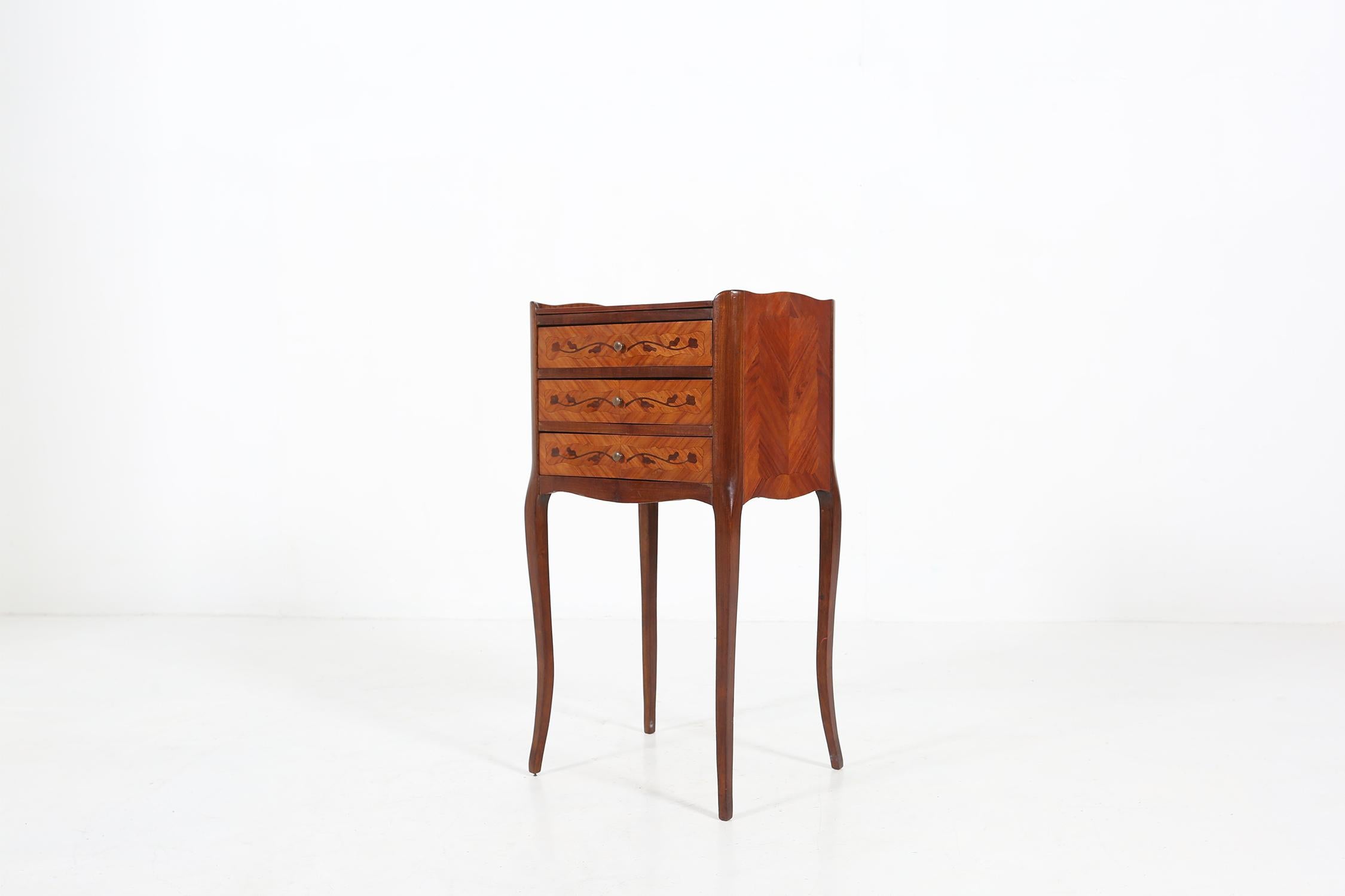 20th Century French Napoleon III style nightstand or small cabinet For Sale 6