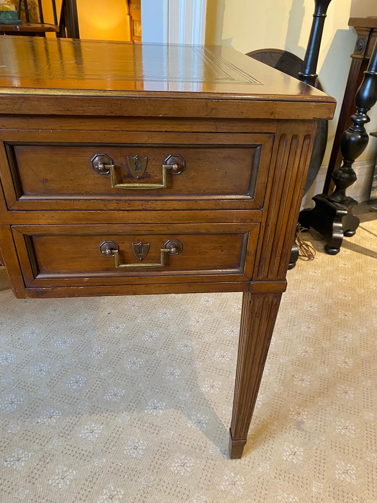 20th Century French Neoclassical Green Leather Top Desk 3