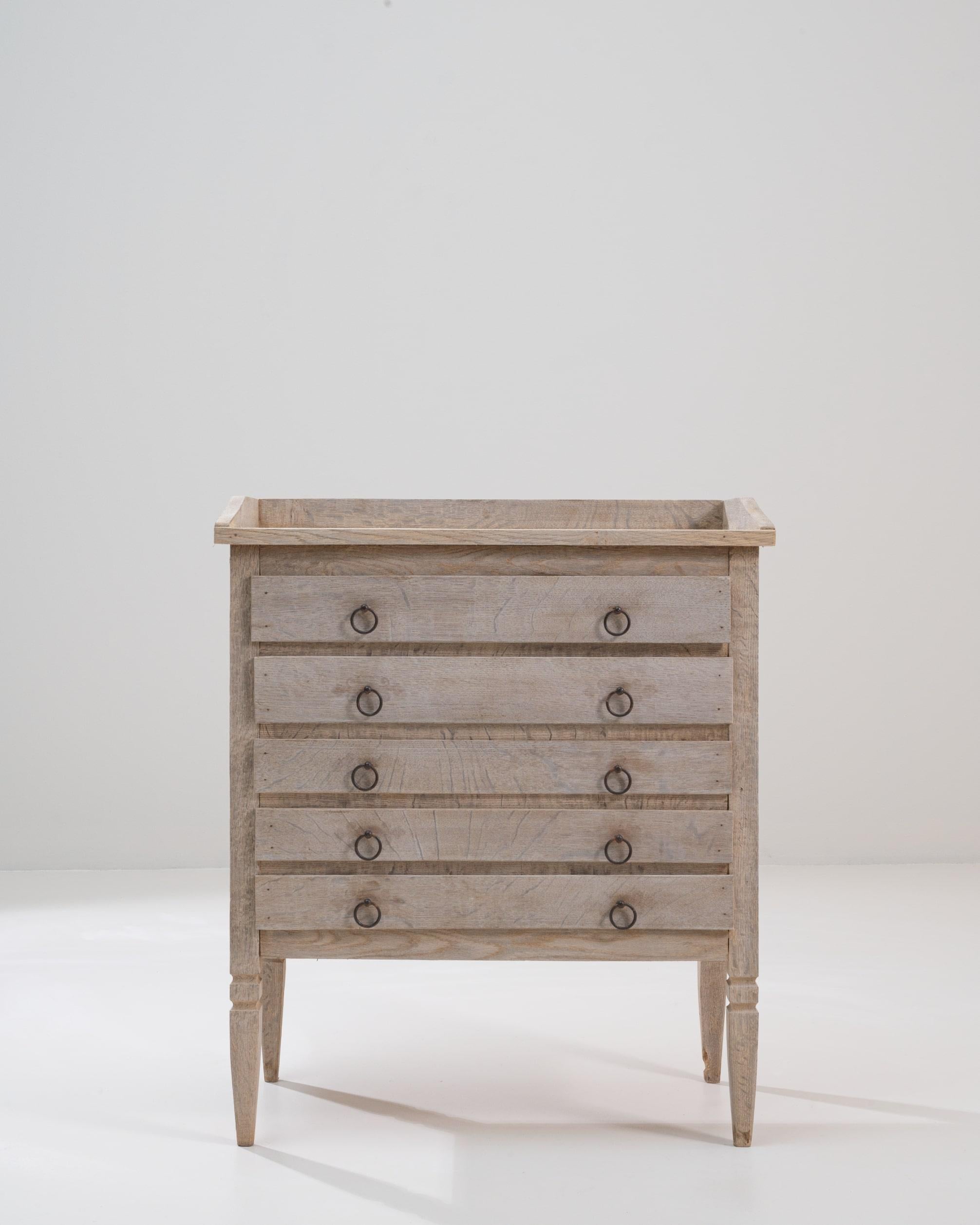 Cassettiera in legno neoclassica francese del XX secolo in vendita 1