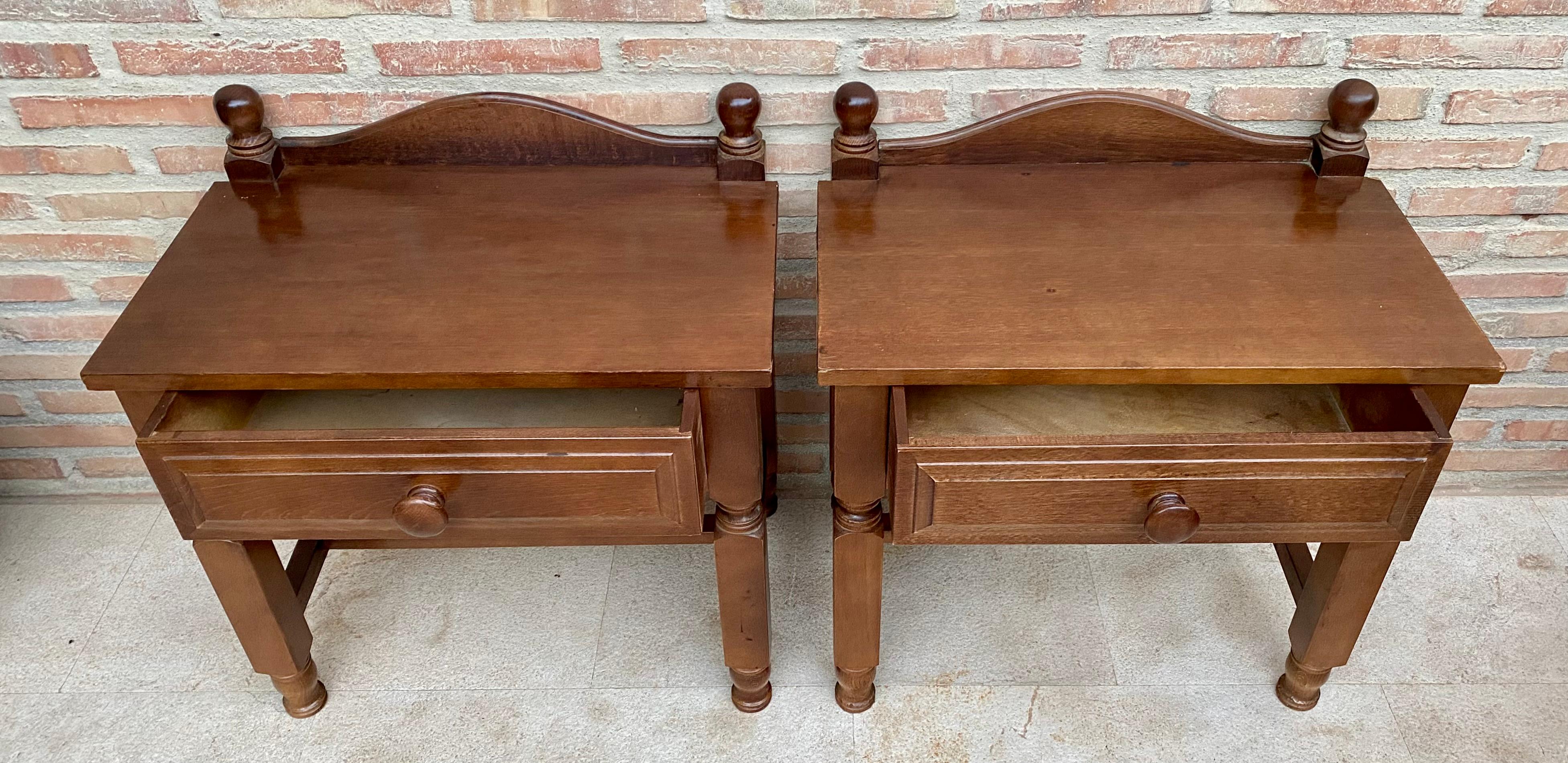 Tables de chevet à un tiroir, France, 20e siècle, 1950, ensemble de 2 Bon état - En vente à Miami, FL