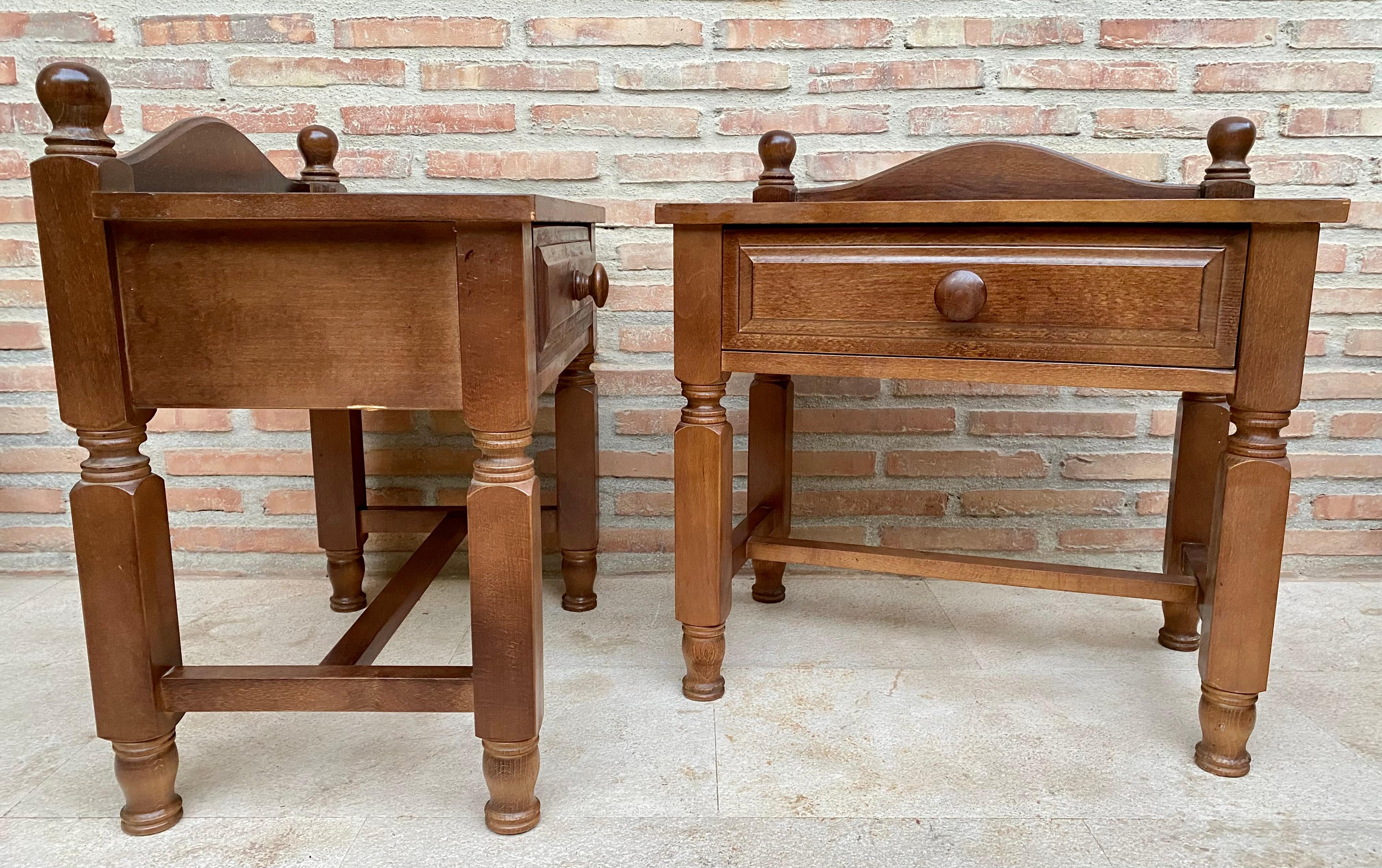 Tables de chevet à un tiroir, France, 20e siècle, 1950, ensemble de 2 en vente 1