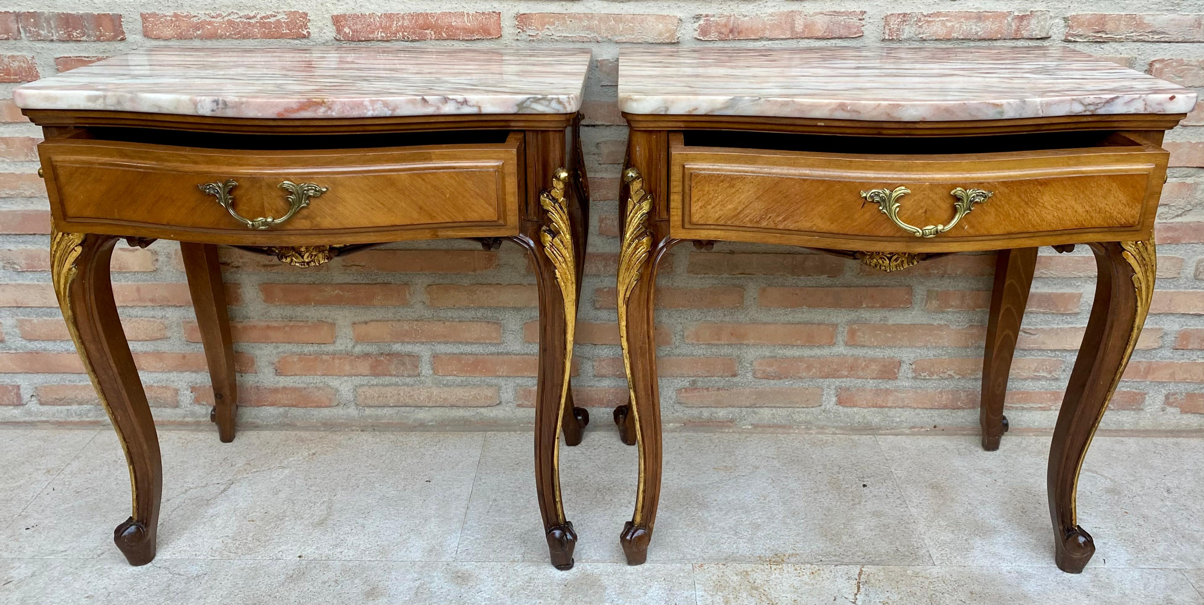 20th Century French Nightstands with One Drawer, Marble Top and Cabriole Legs, 1 In Good Condition For Sale In Miami, FL