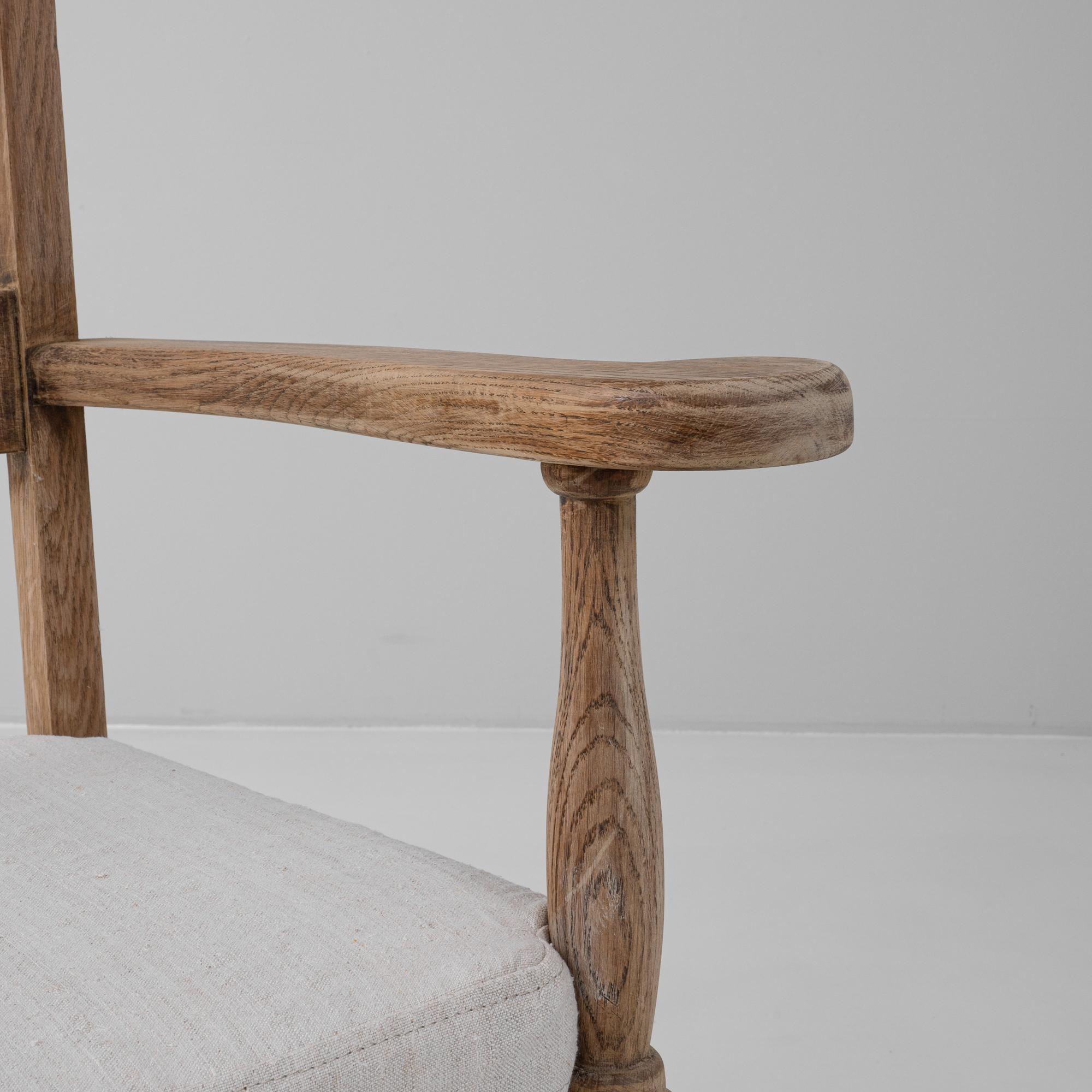 Sillón francés de roble del siglo XX en venta 6