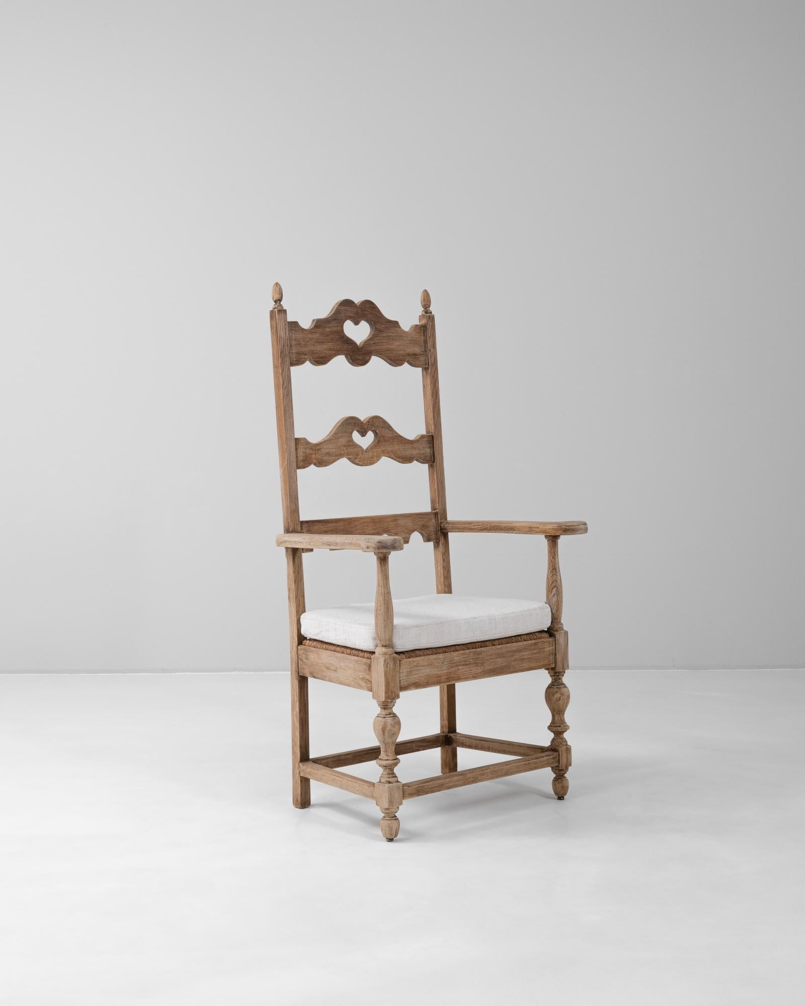Sillón francés de roble del siglo XX en venta 2