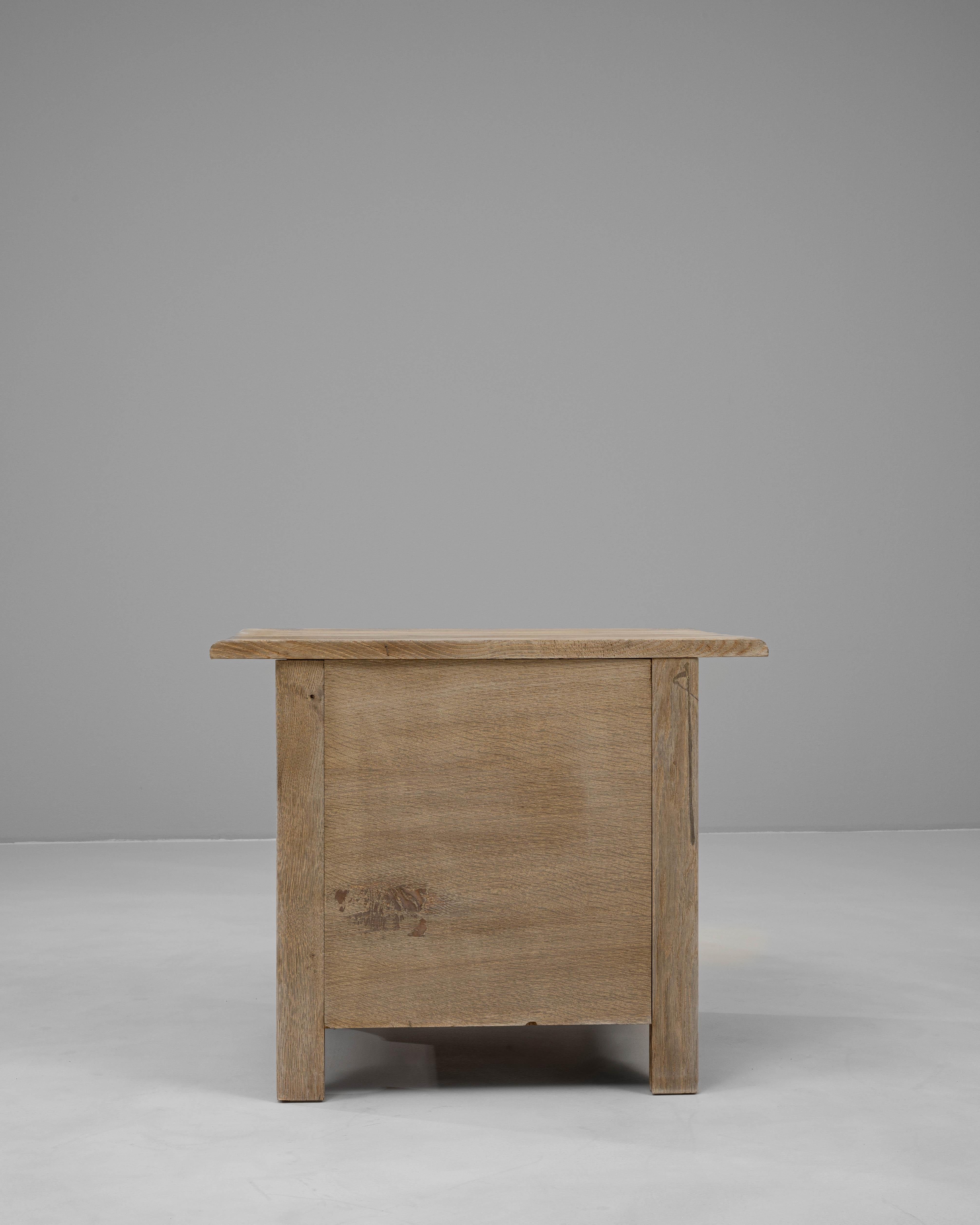 Cassettiera in Oak francese del XX secolo in vendita 9