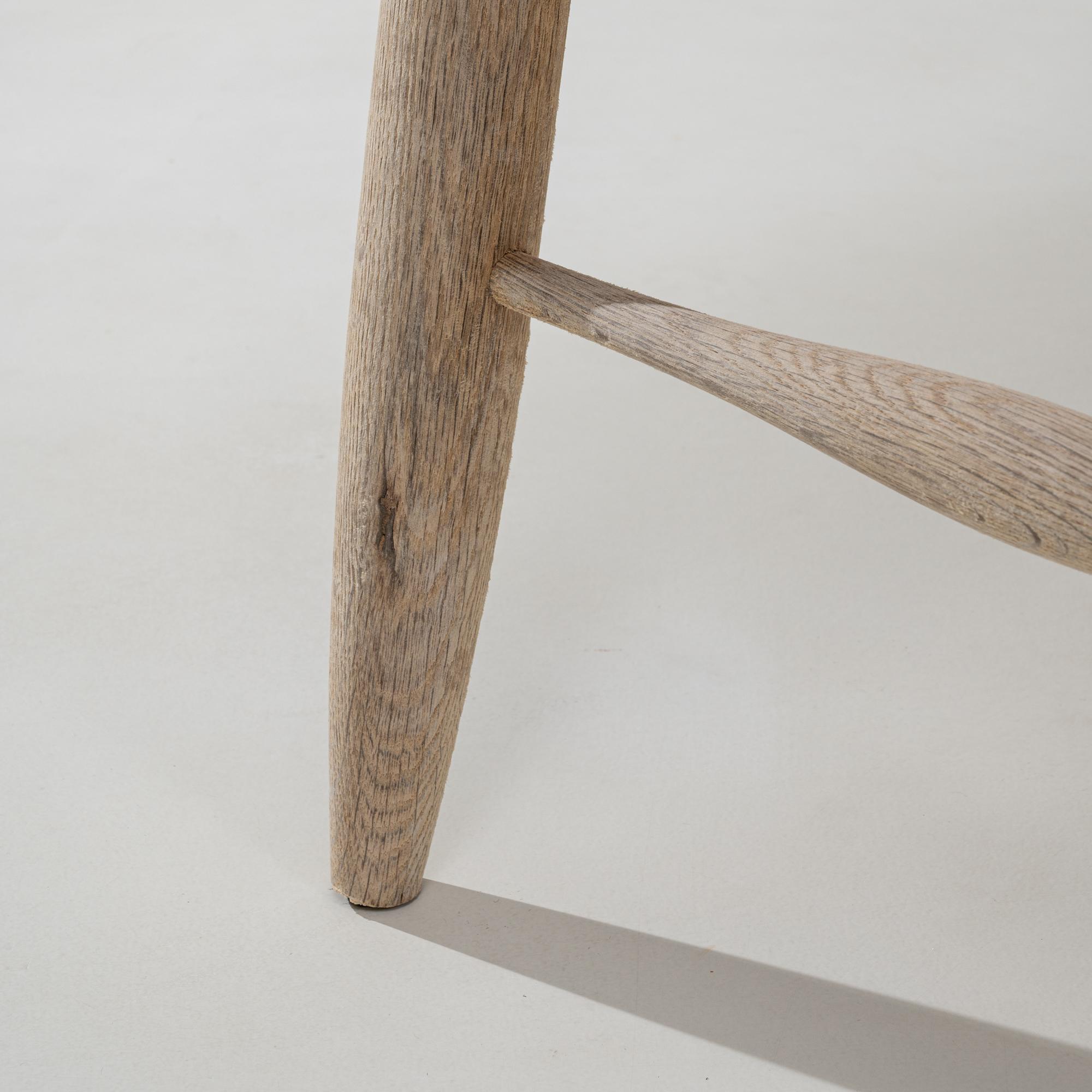 20th Century French Oak Coffee Table en venta 4