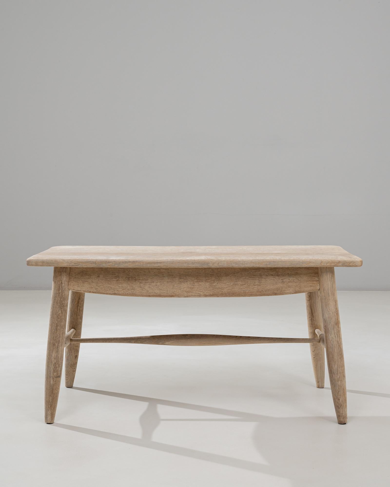 20th Century French Oak Coffee Table en Bueno estado para la venta en High Point, NC