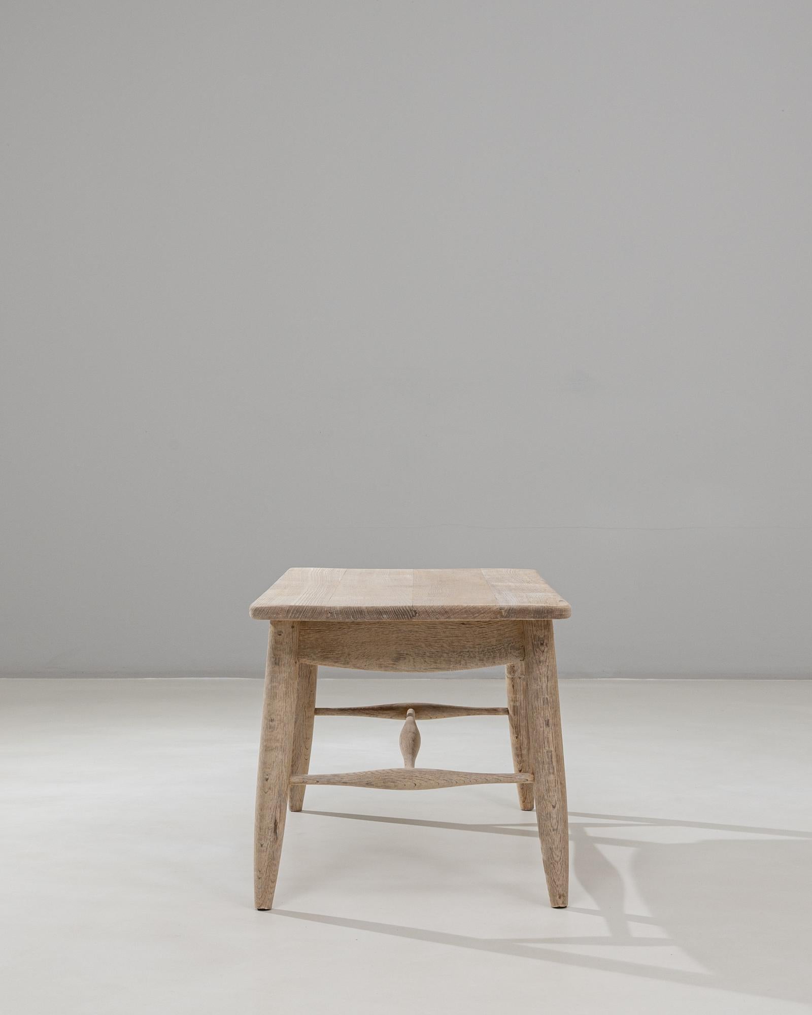 20th Century French Oak Coffee Table Roble en venta