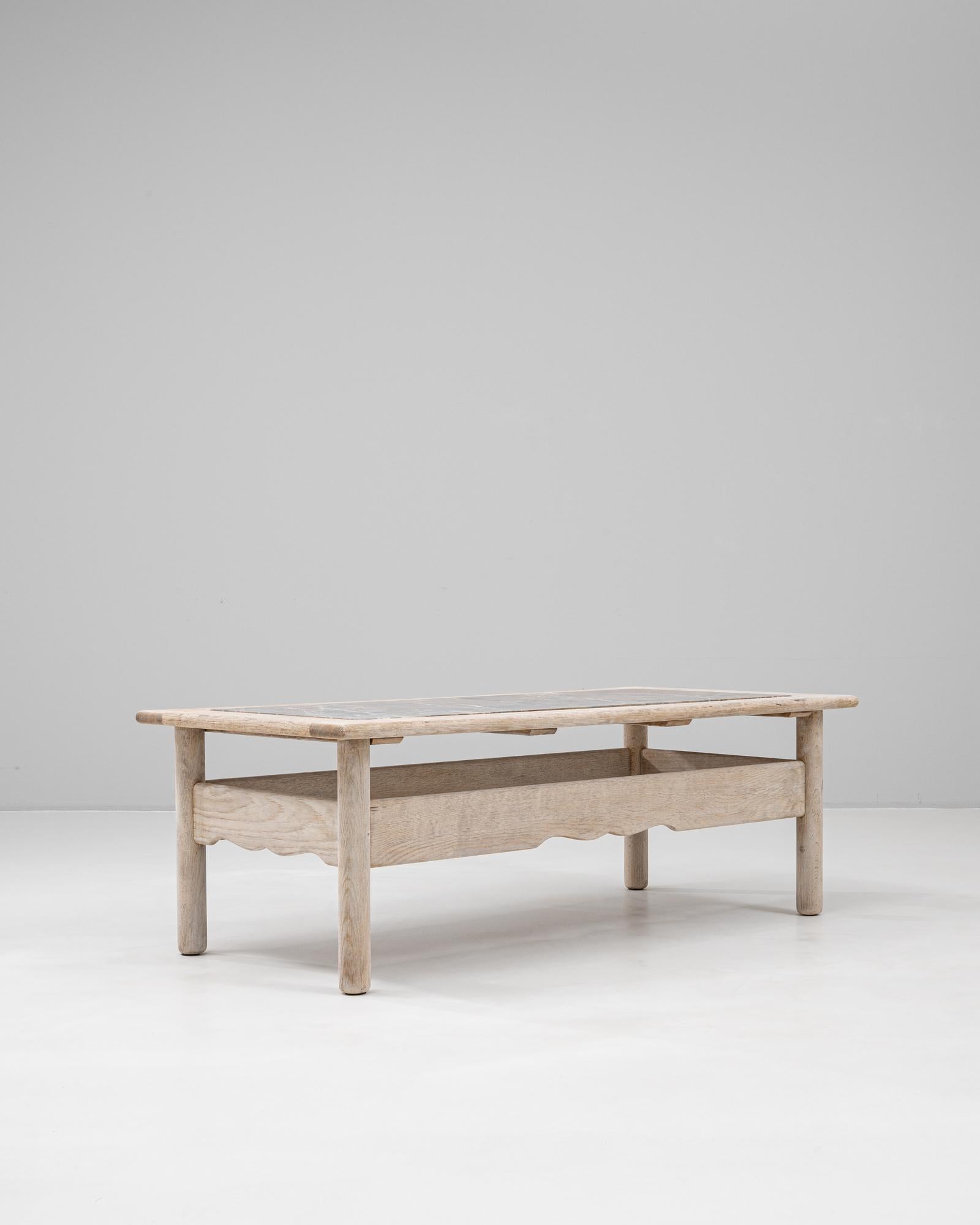 20th Century French Oak Coffee Table With Marble Top im Zustand „Gut“ im Angebot in High Point, NC