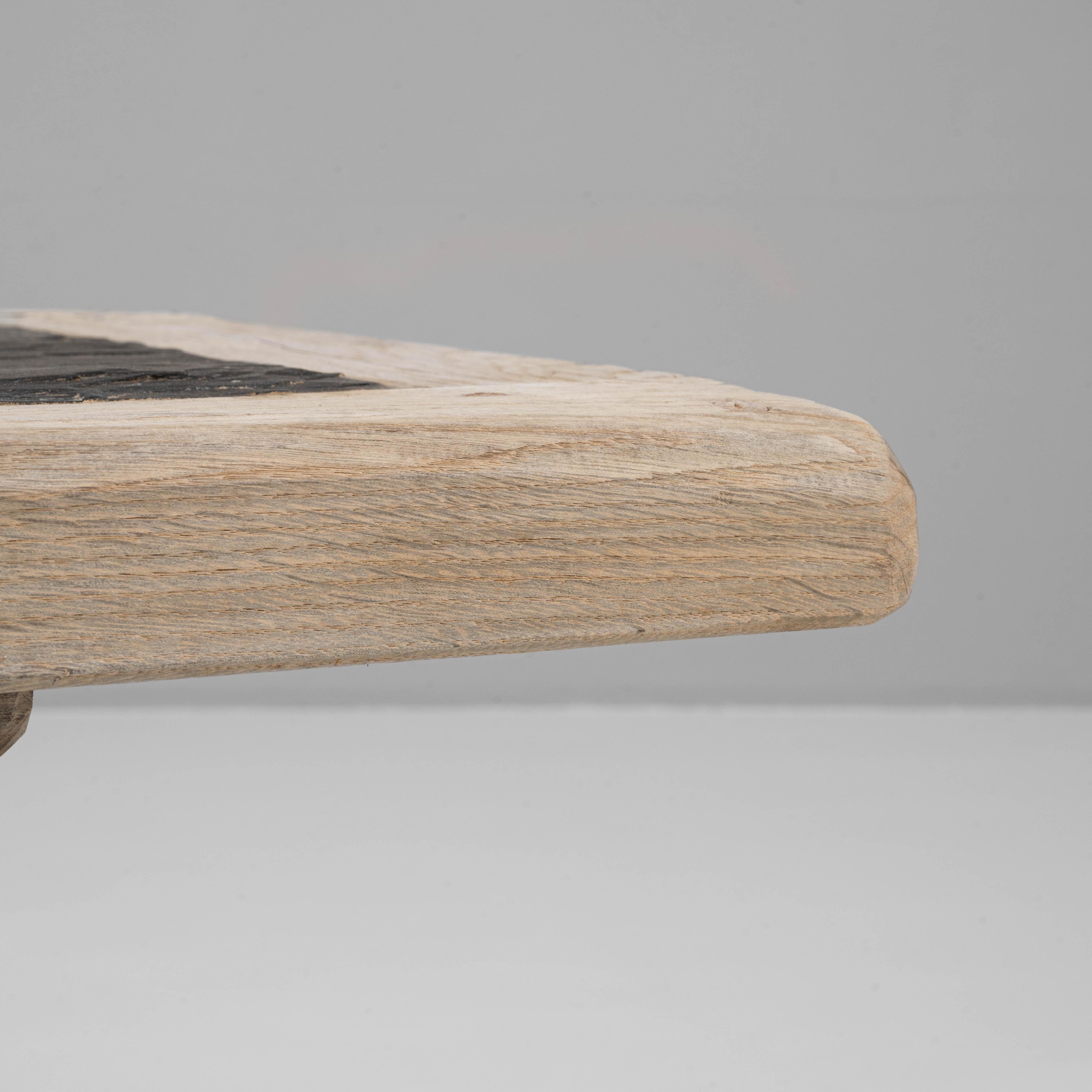 Table basse en Oak Oak français du 20e siècle avec plateau en ardoise en vente 1