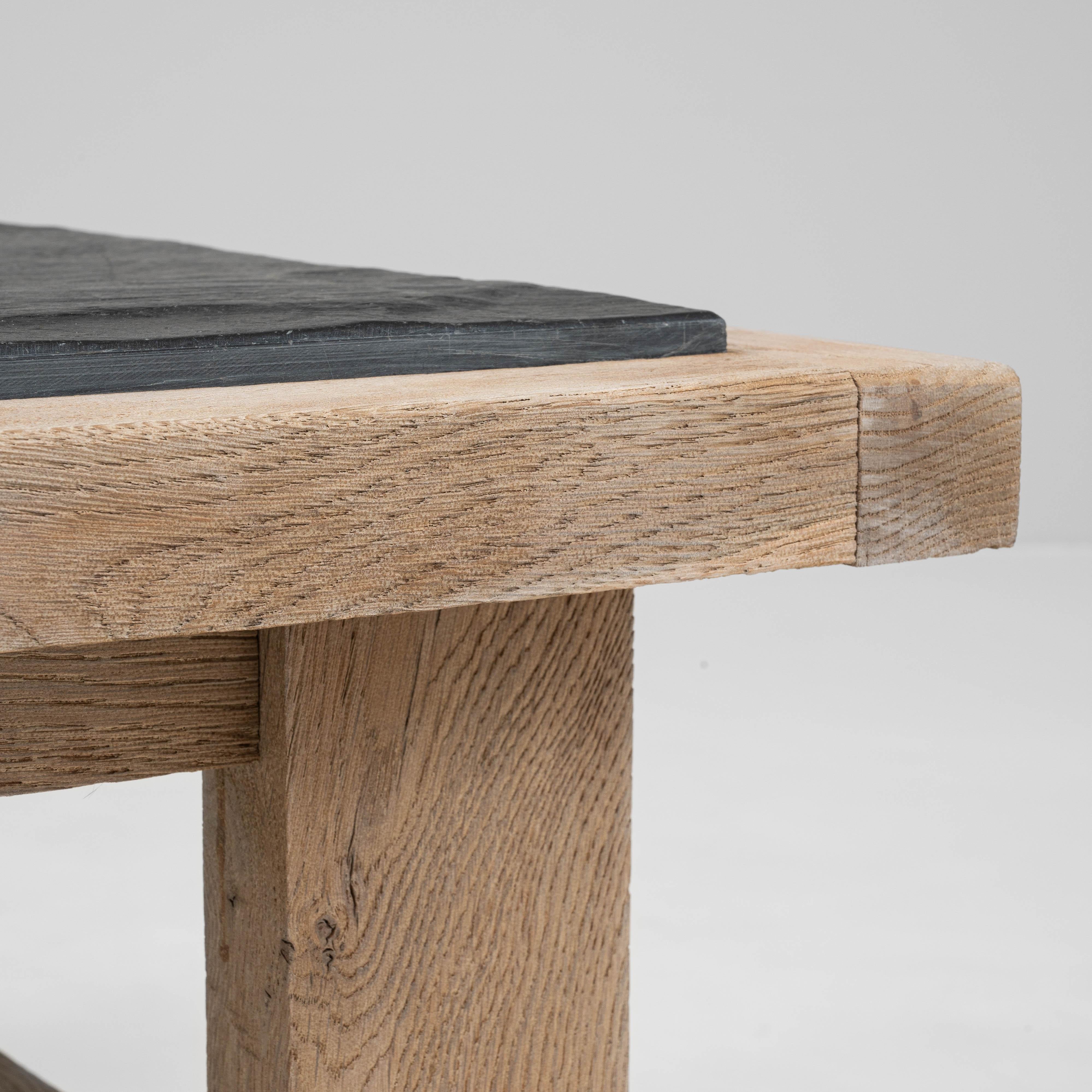20th Century French Oak Coffee Table With Slate Top en vente 2