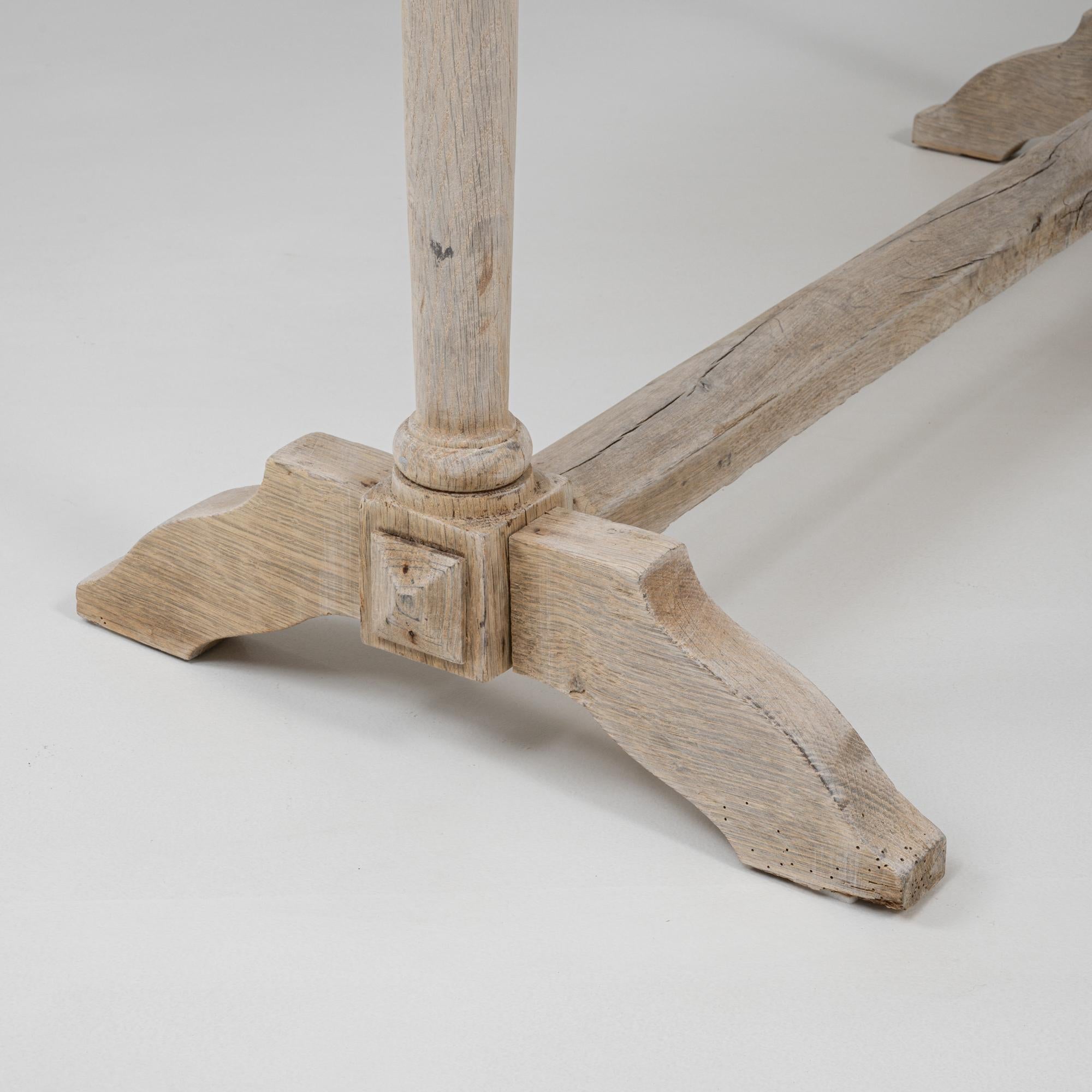 20th Century French Oak Console Table For Sale 7