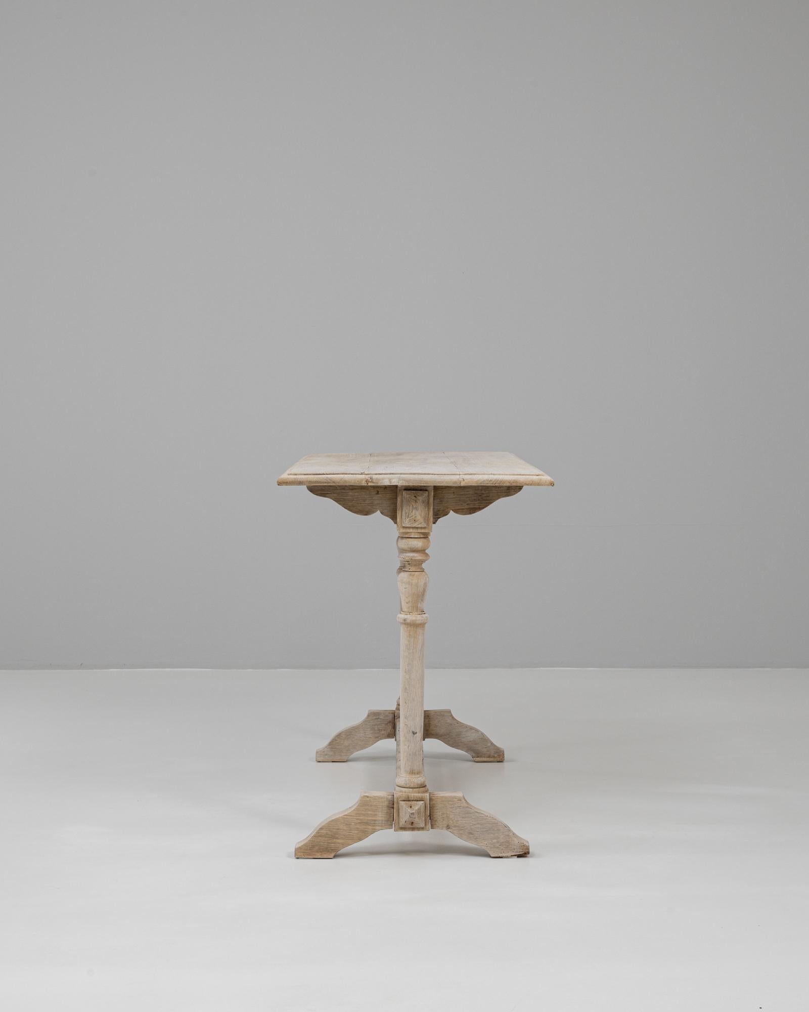 20th Century French Oak Console Table For Sale 1