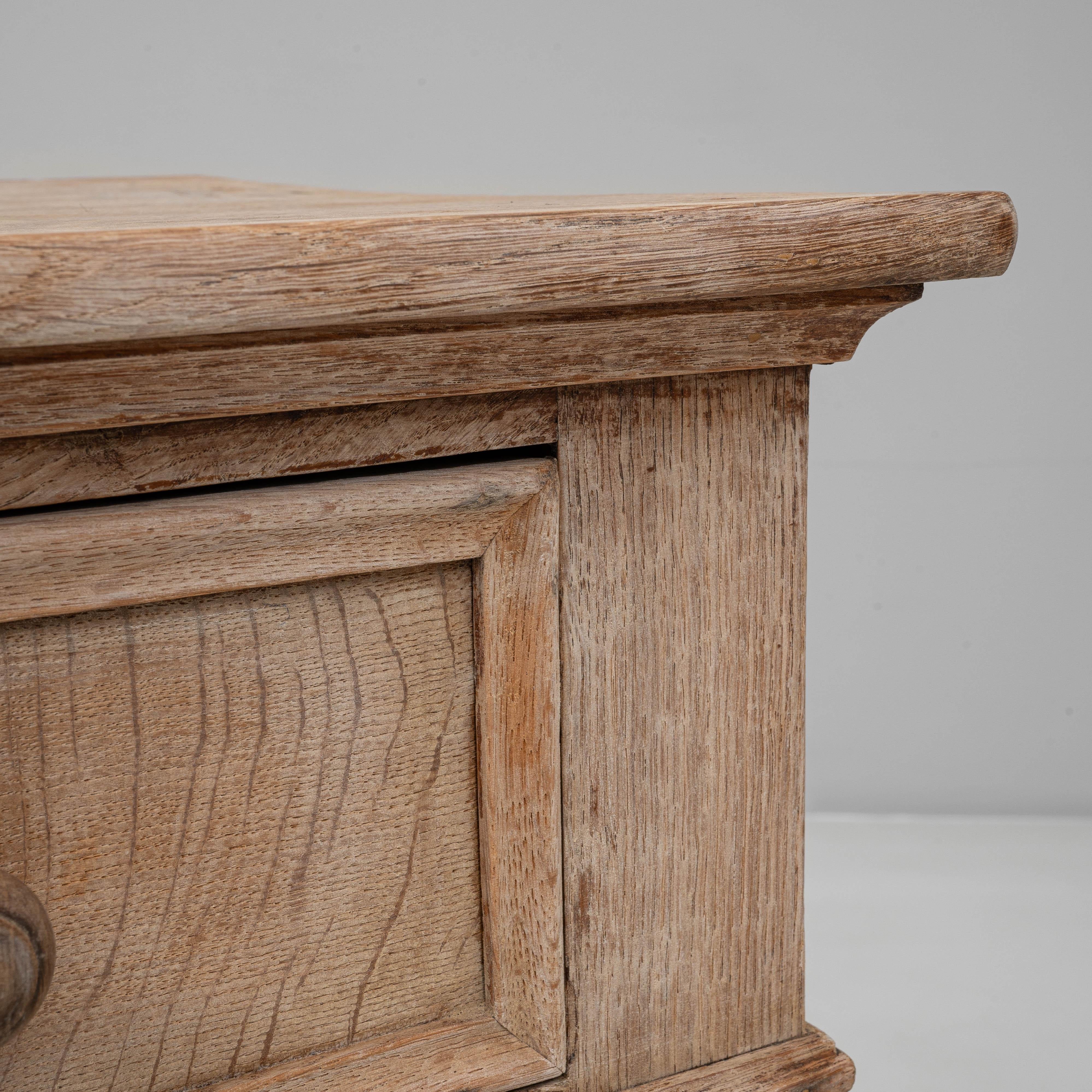 20th Century French Oak Console Table with One Drawer For Sale 9
