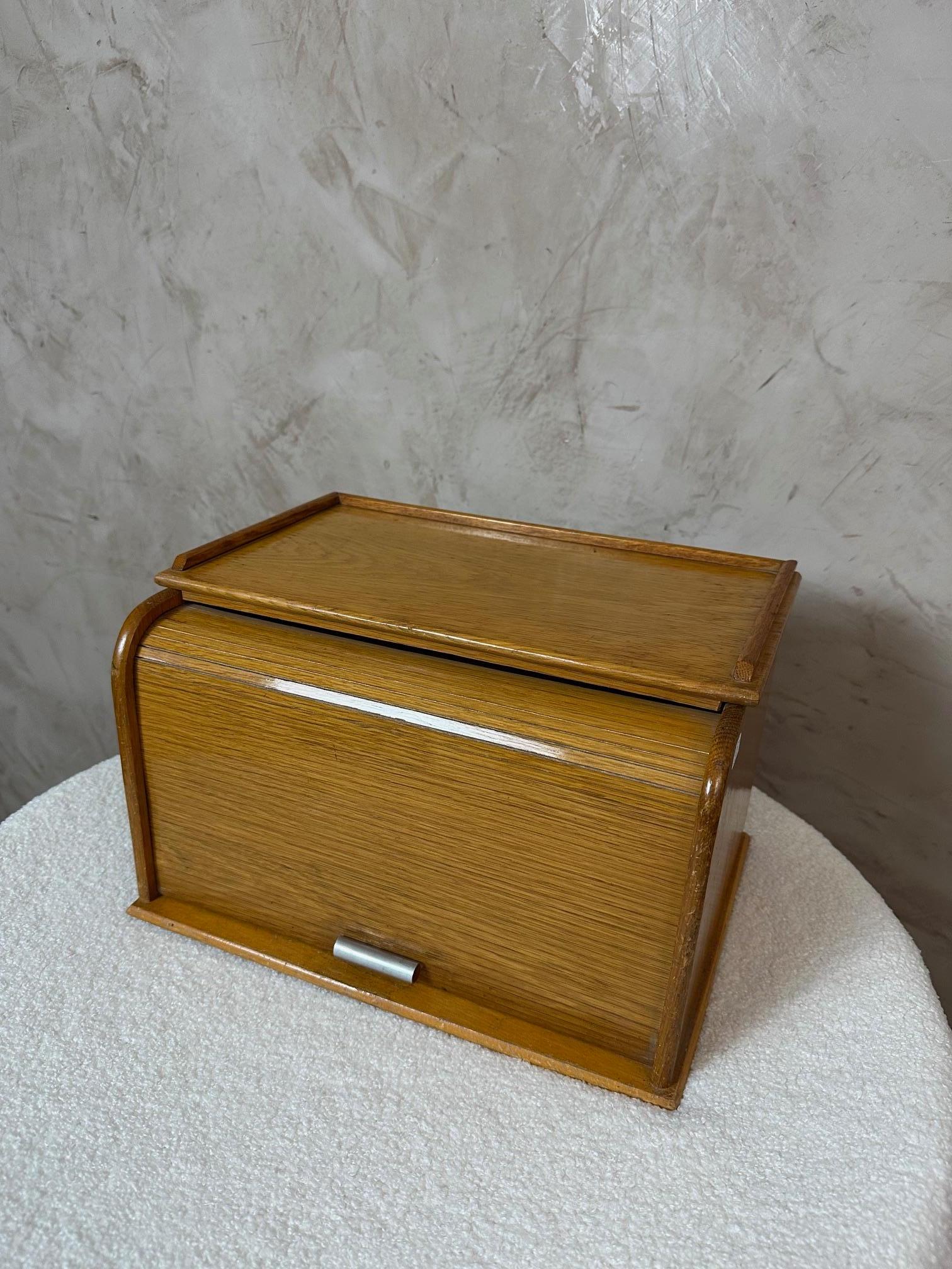 20. Jahrhundert Französischer Eichen-Schreibtisch-Aktenschrank, 1960er Jahre (Mitte des 20. Jahrhunderts) im Angebot