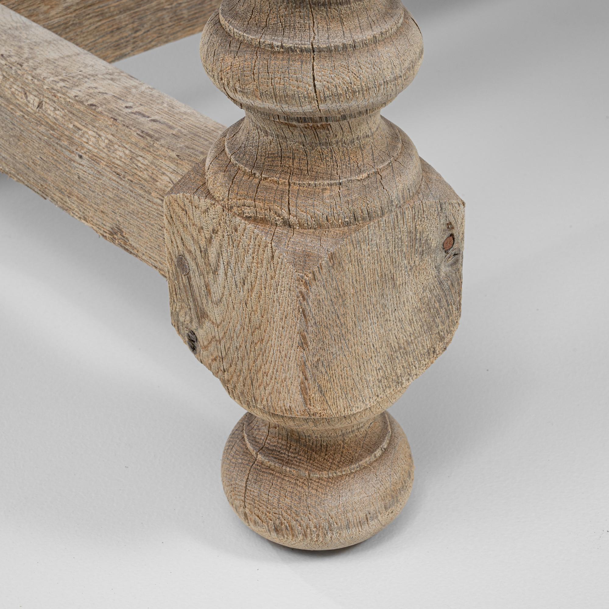 20th Century French Oak Dining Table For Sale 7