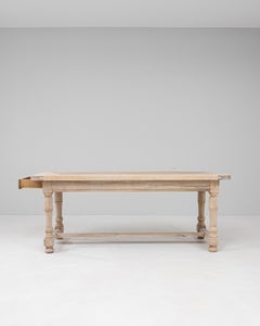 Tavolo da pranzo francese del XX secolo in Oak