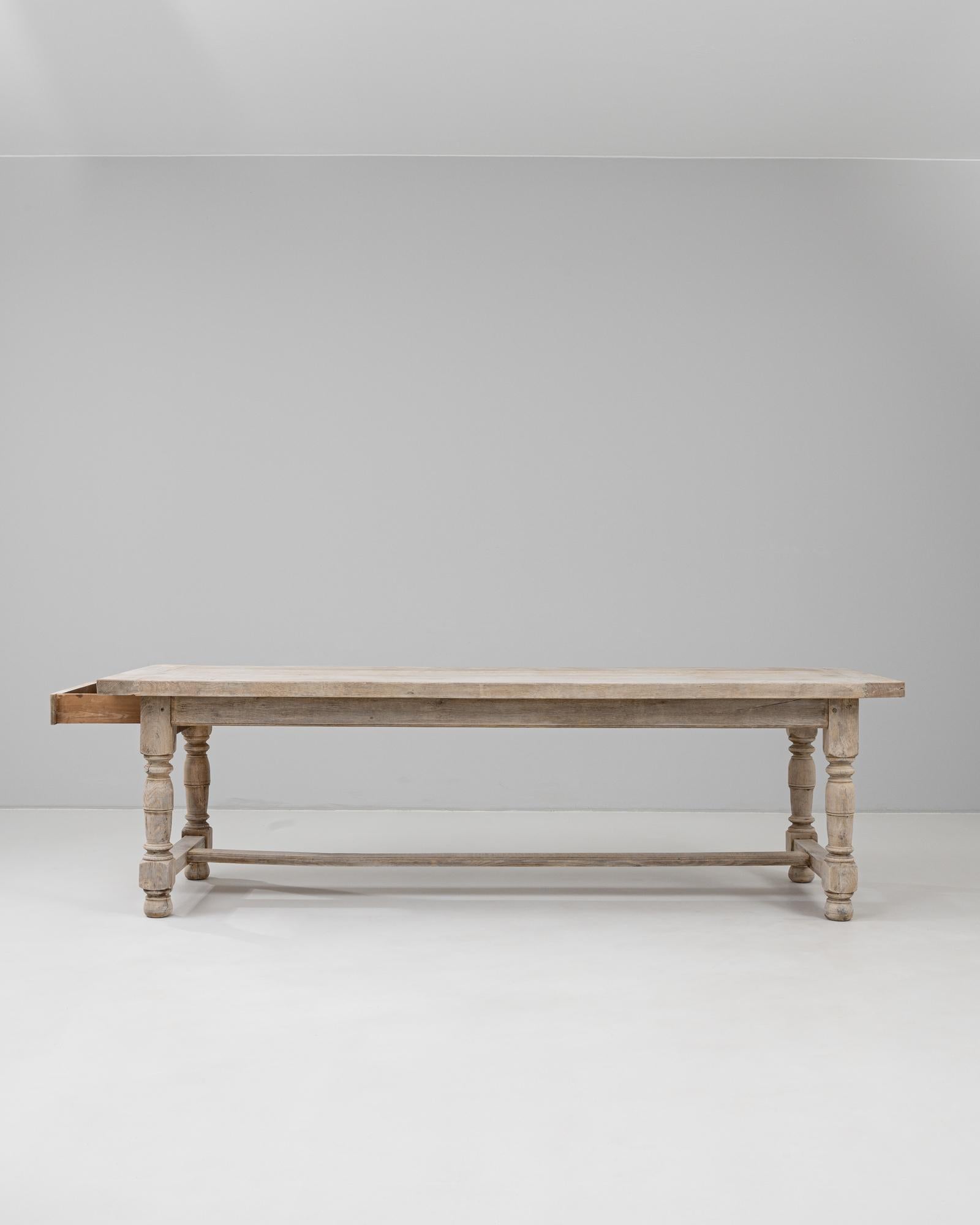 20th Century French Oak Dining Table In Good Condition For Sale In High Point, NC