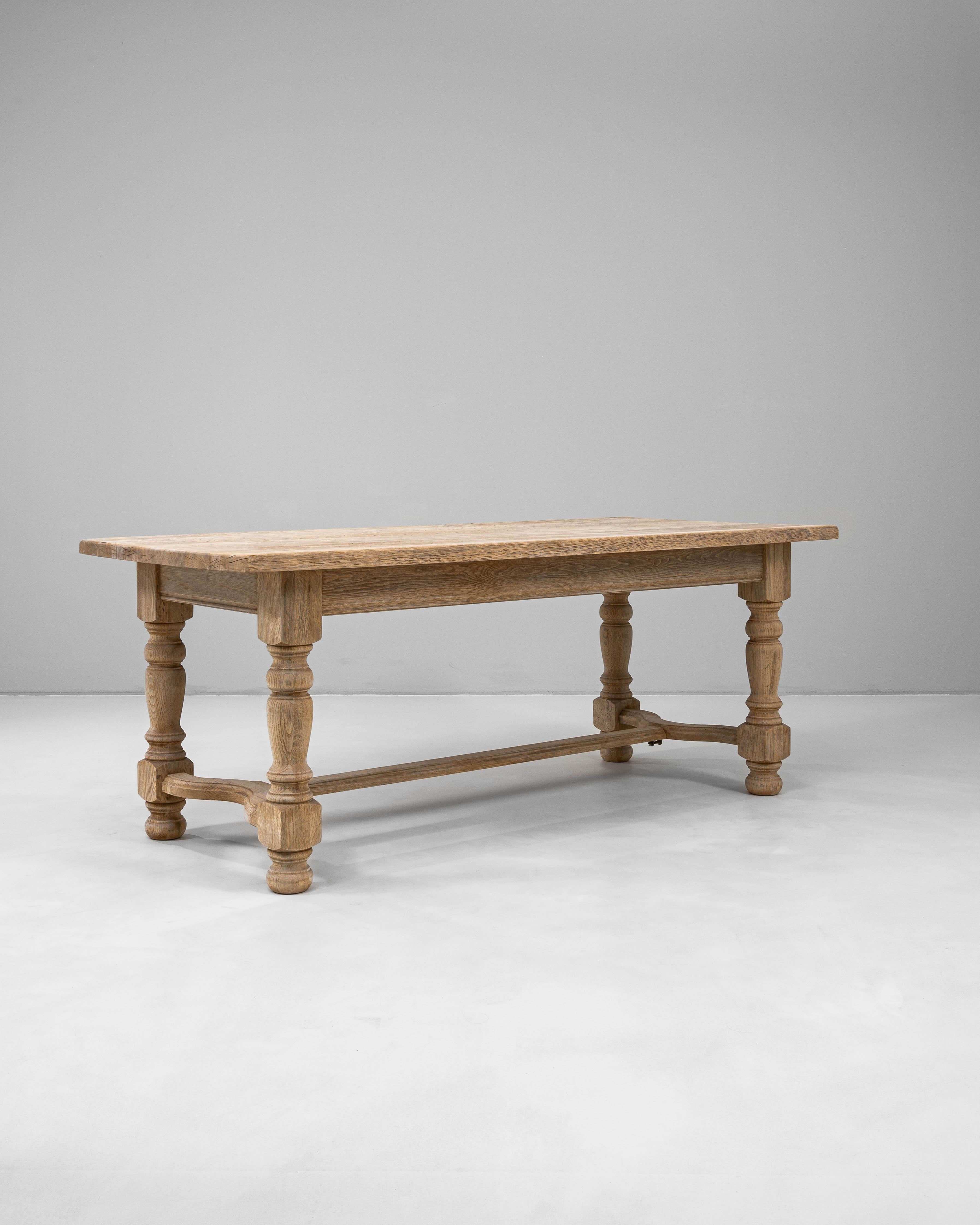 20th Century French Oak Dining Table en Bueno estado para la venta en High Point, NC