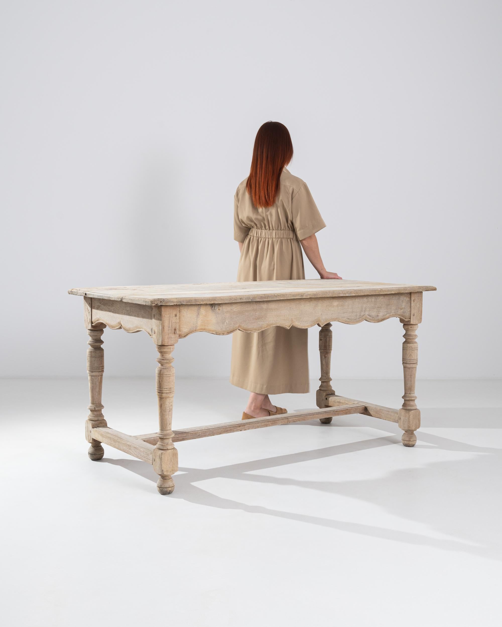 20th Century French Oak Dining Table For Sale at 1stDibs