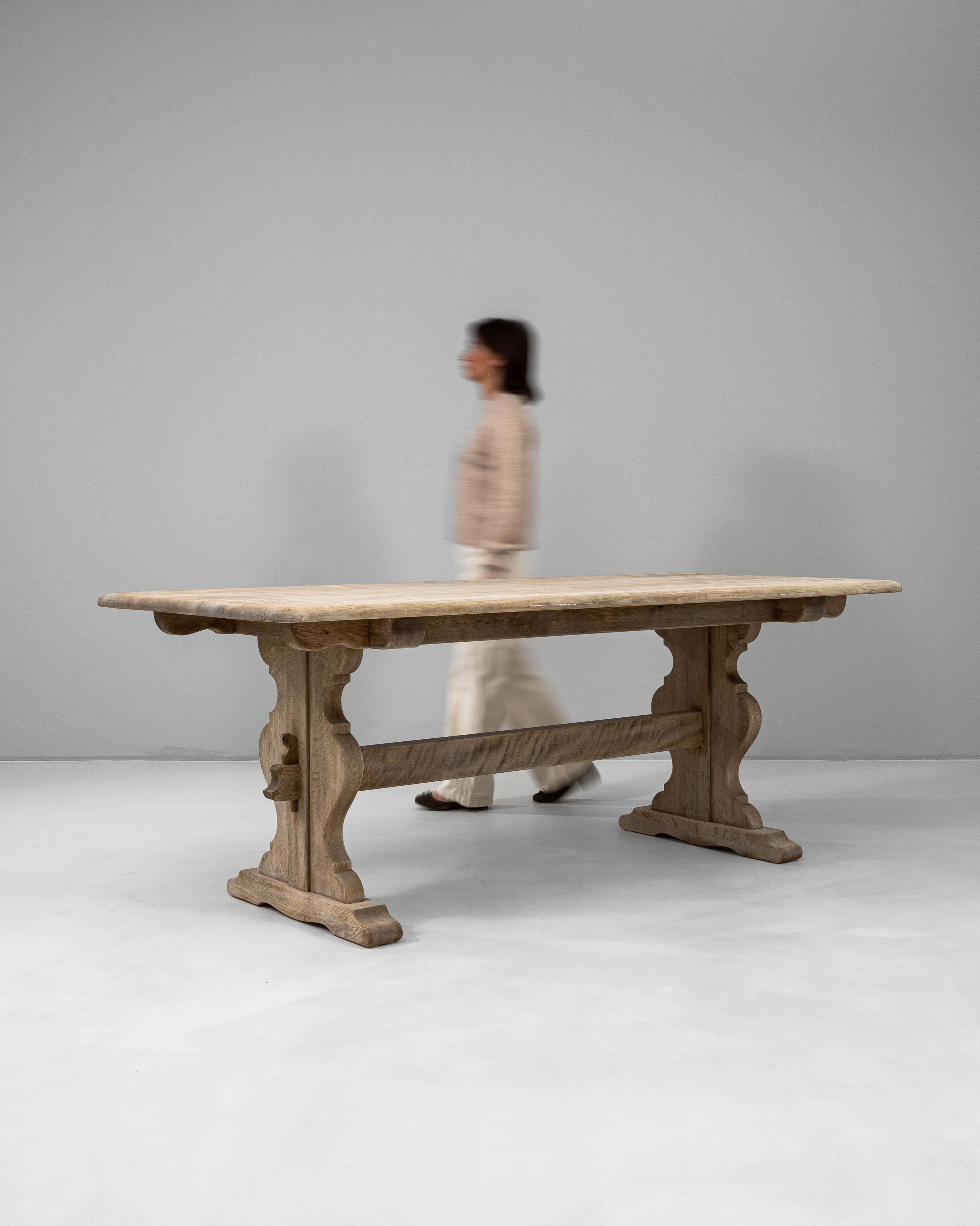 Quercia Tavolo da pranzo francese del XX secolo in Oak in vendita