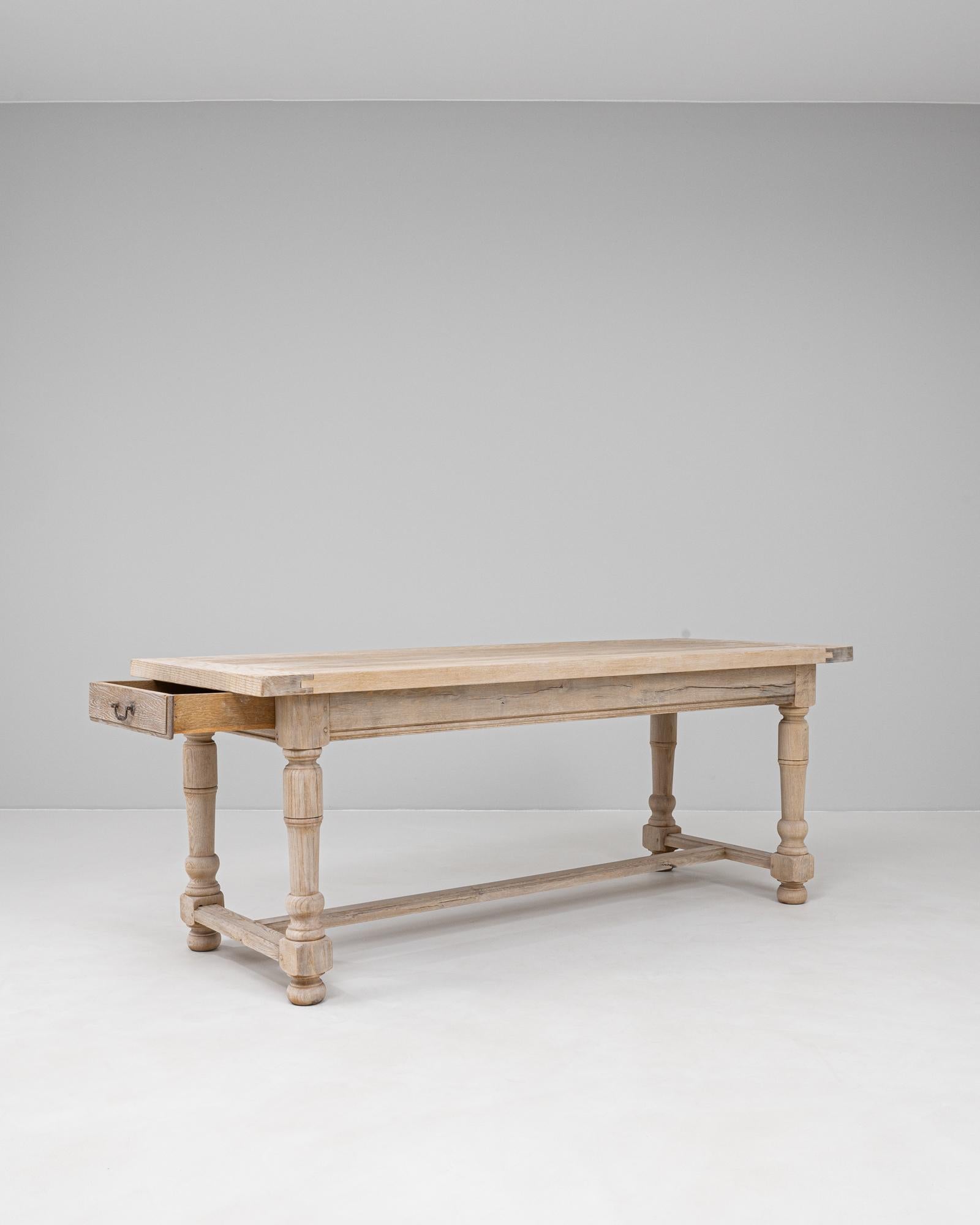 20th Century French Oak Dining Table For Sale 2