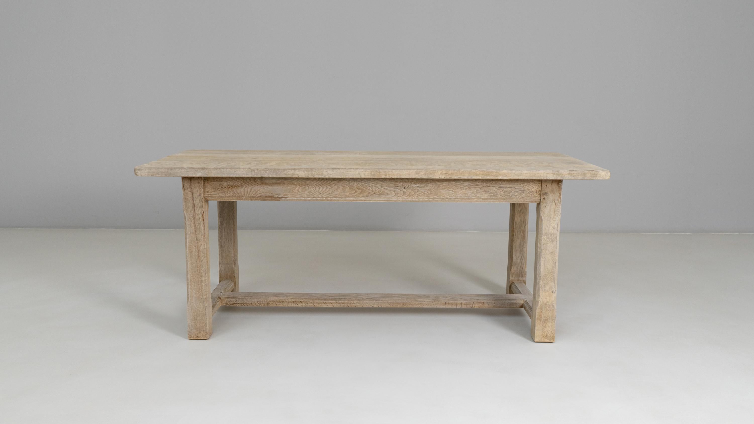 20th Century French Oak Dining Table (20. Jahrhundert) im Angebot