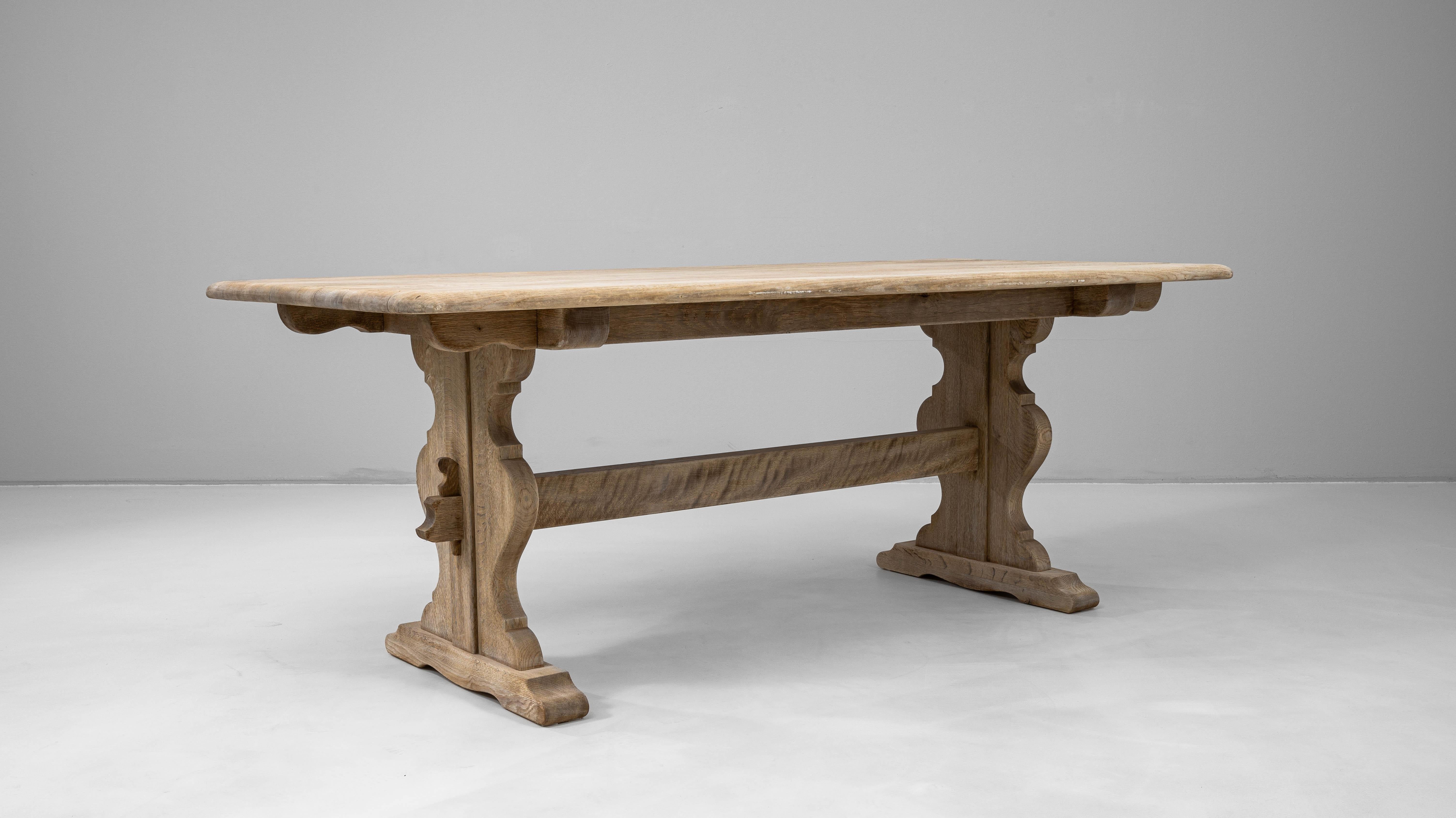 Tavolo da pranzo francese del XX secolo in Oak in vendita 2