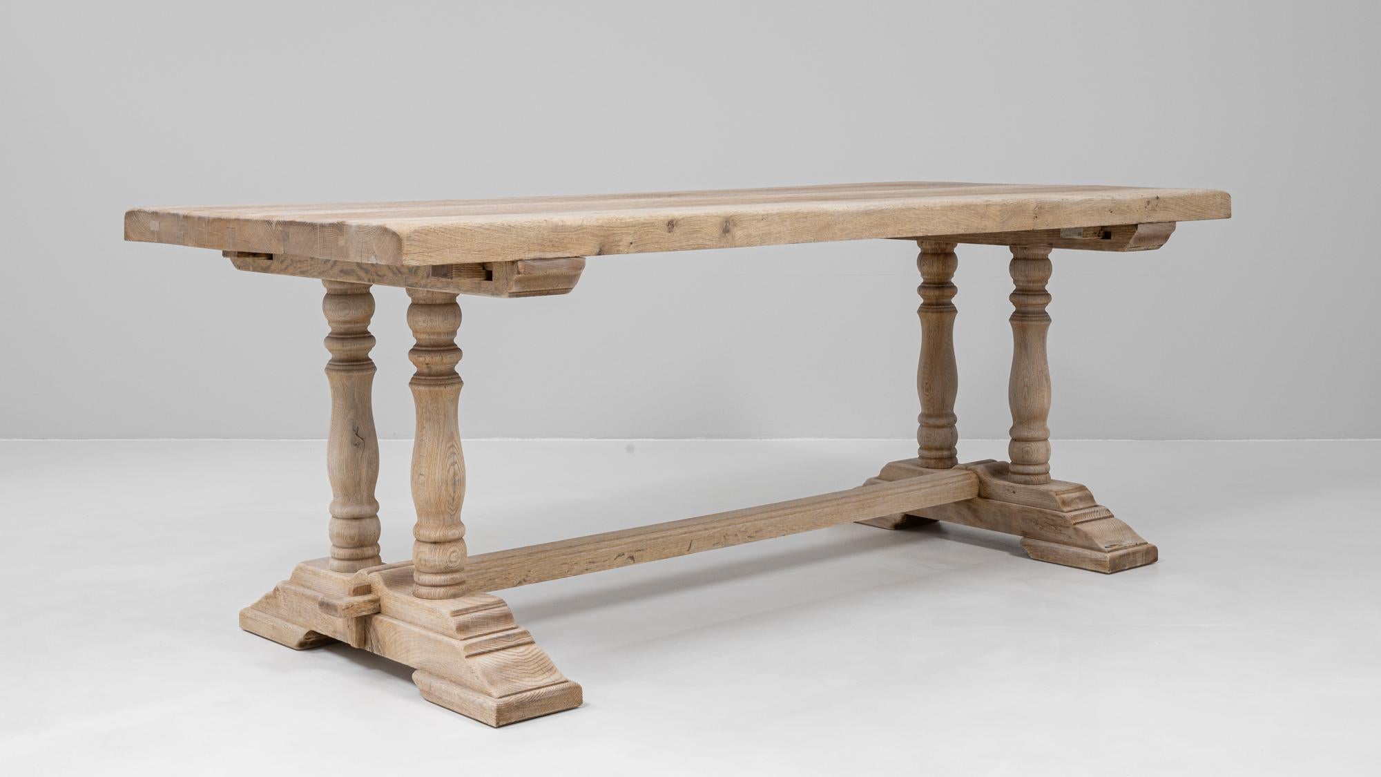 20th Century French Oak Dining Table en vente 1