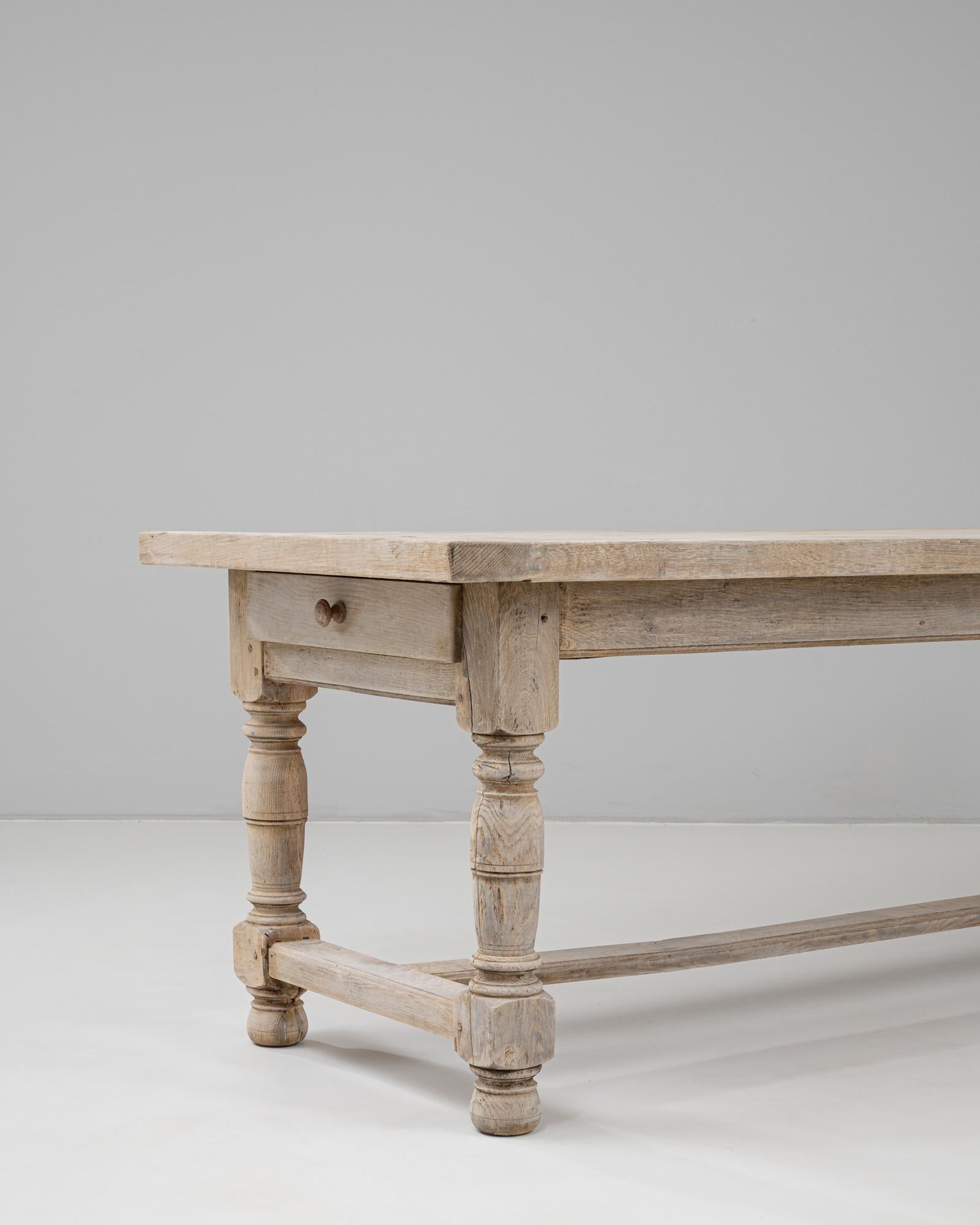 20th Century French Oak Dining Table For Sale 5