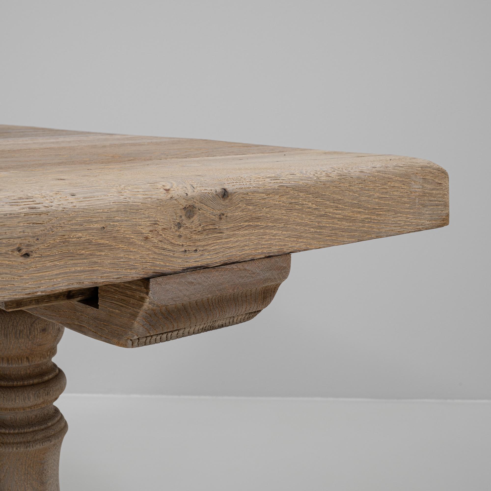 20th Century French Oak Dining Table en vente 2