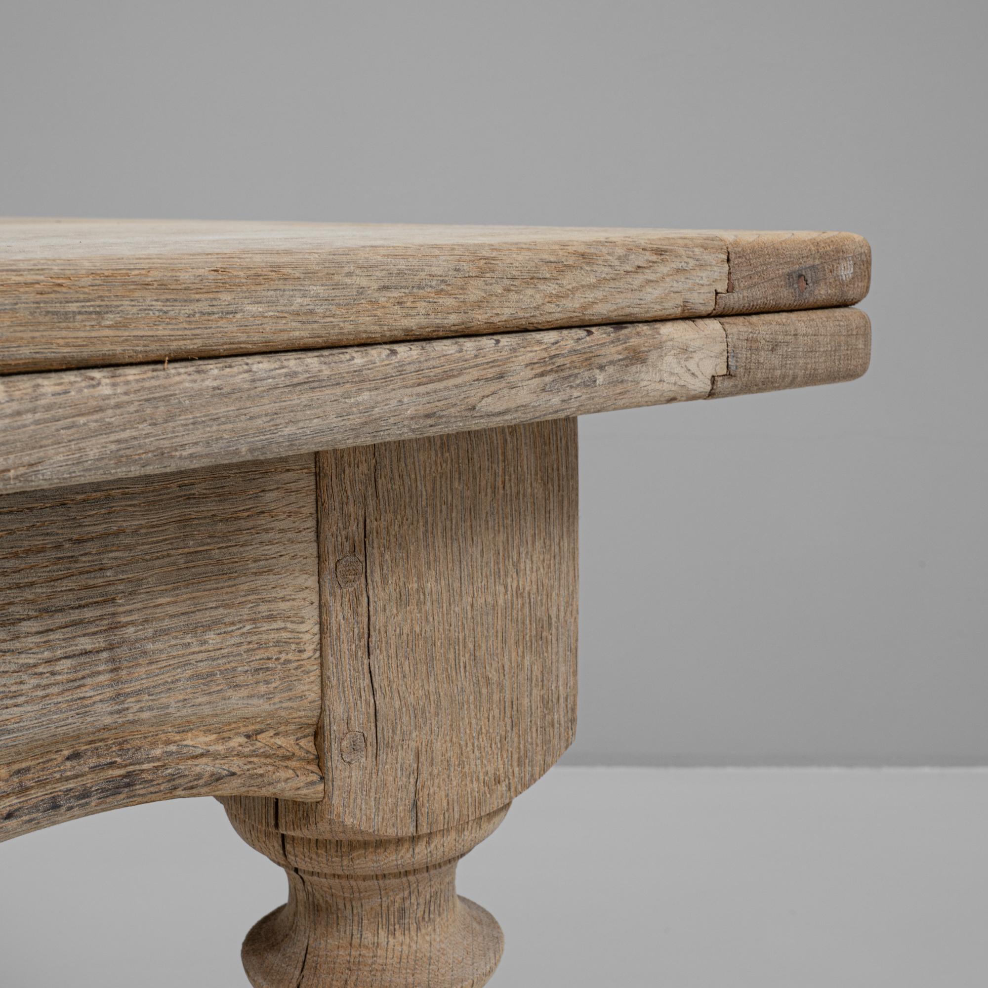 20th Century French Oak Dining Table For Sale 6