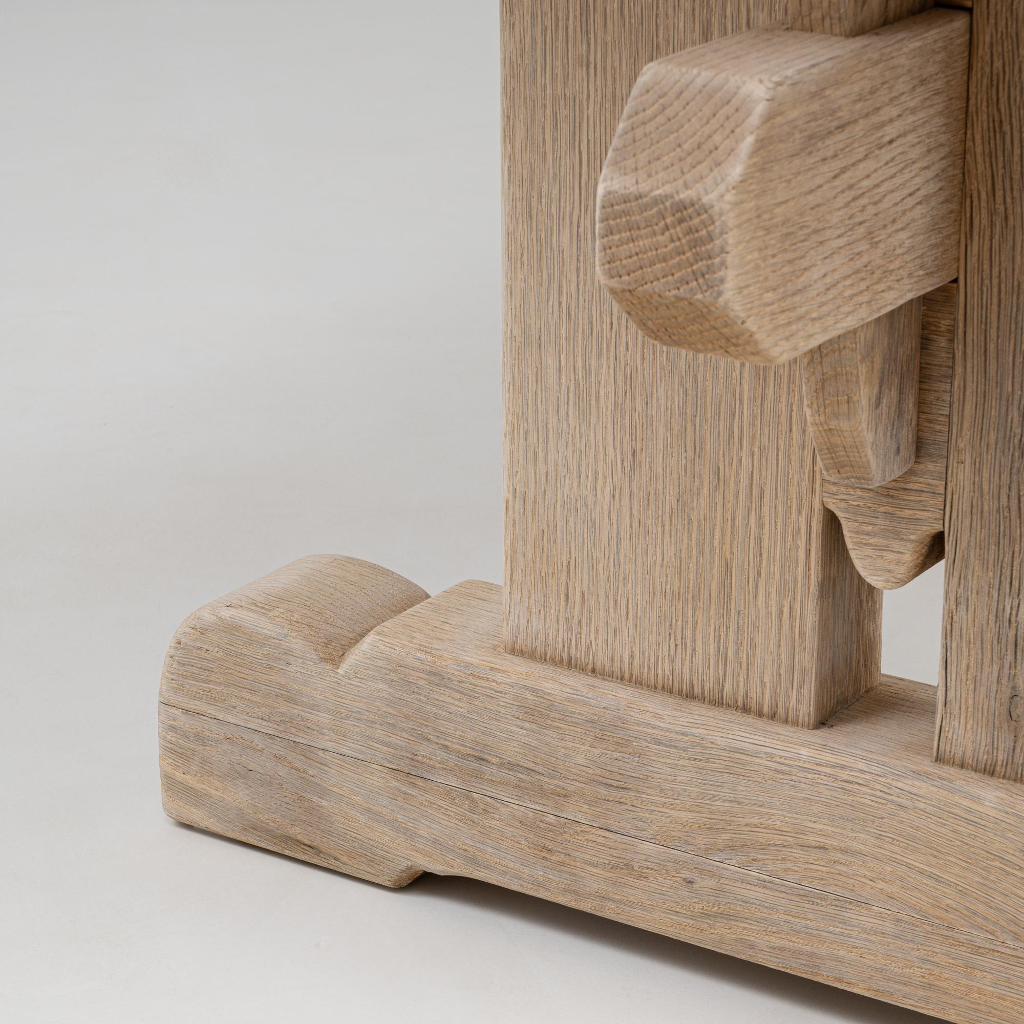 Table de salle à manger en Oak français du 20e siècle en vente 3