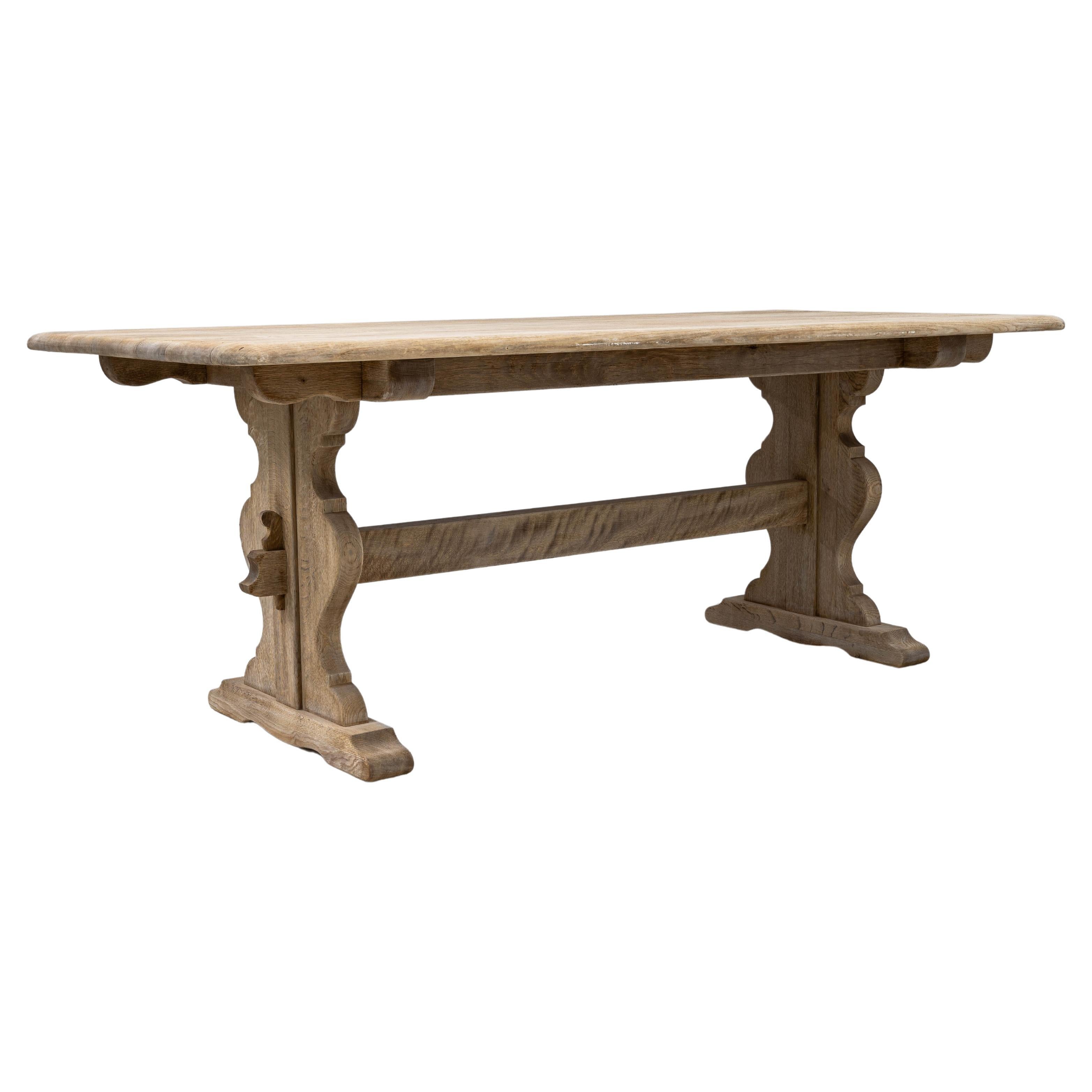 Tavolo da pranzo francese del XX secolo in Oak in vendita