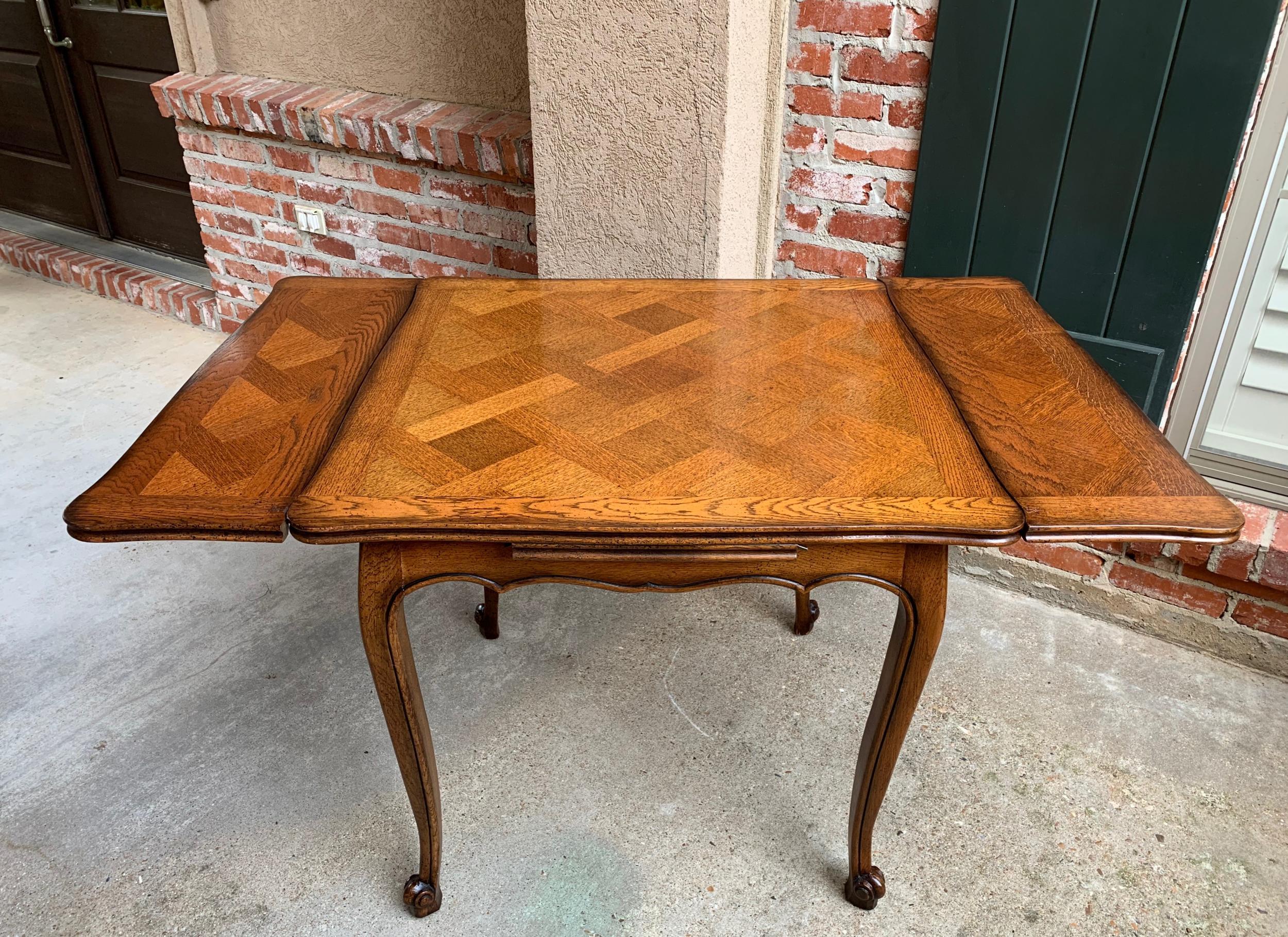 20th Century French Oak Draw-Leaf Dining Table Square Petite Louis XV Style 14
