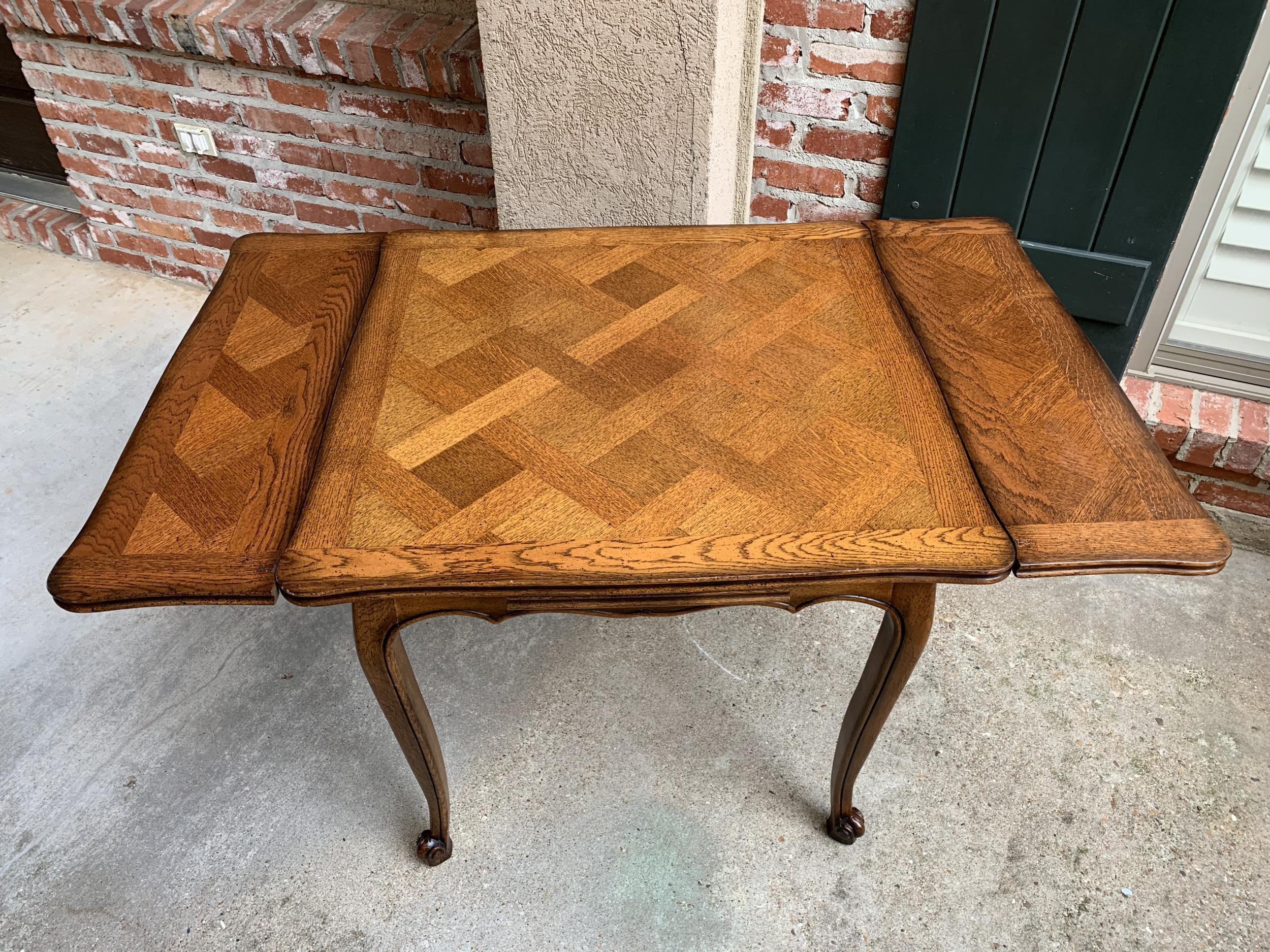 20th Century French Oak Draw-Leaf Dining Table Square Petite Louis XV Style 5