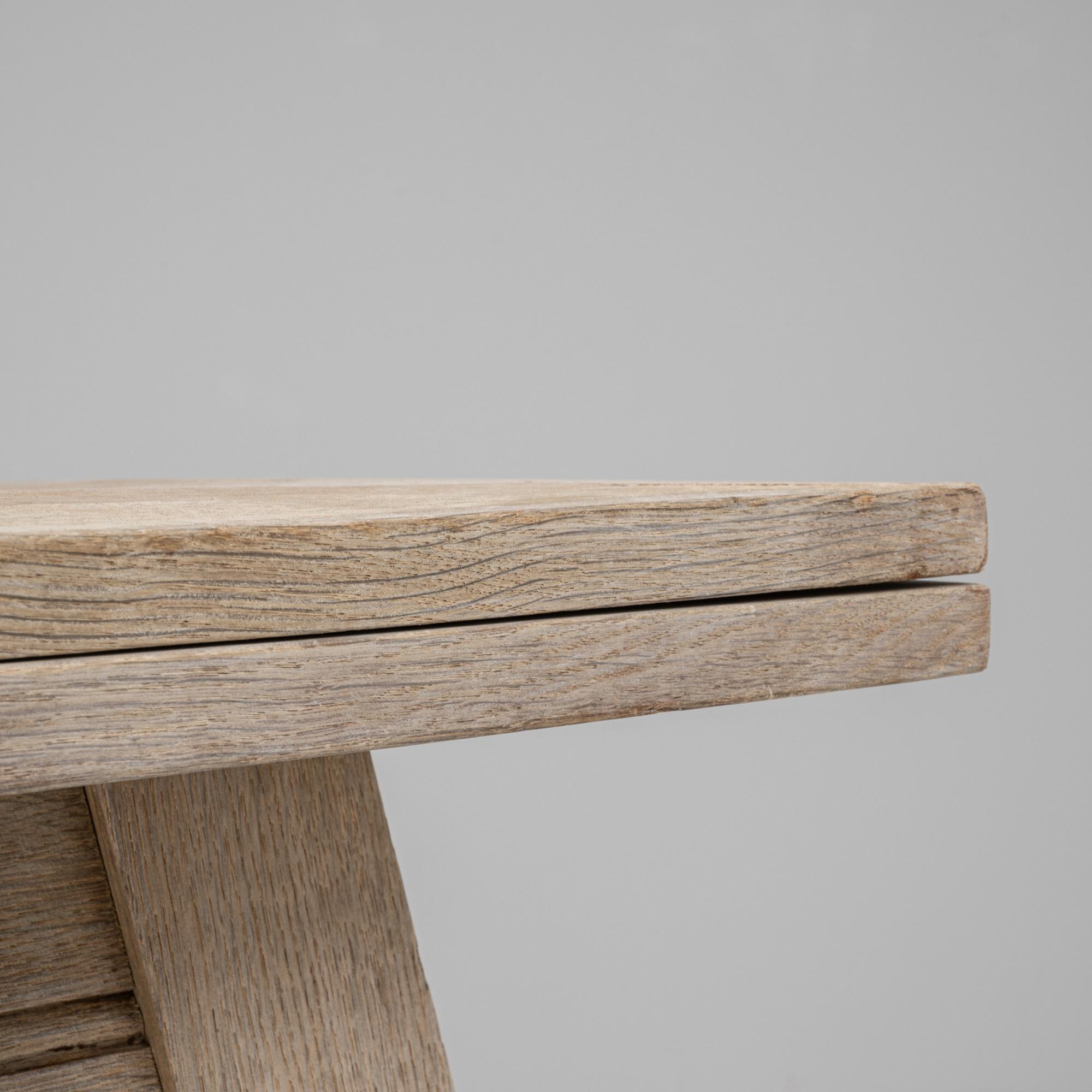 Table pliante en chêne français du 20e siècle en vente 1