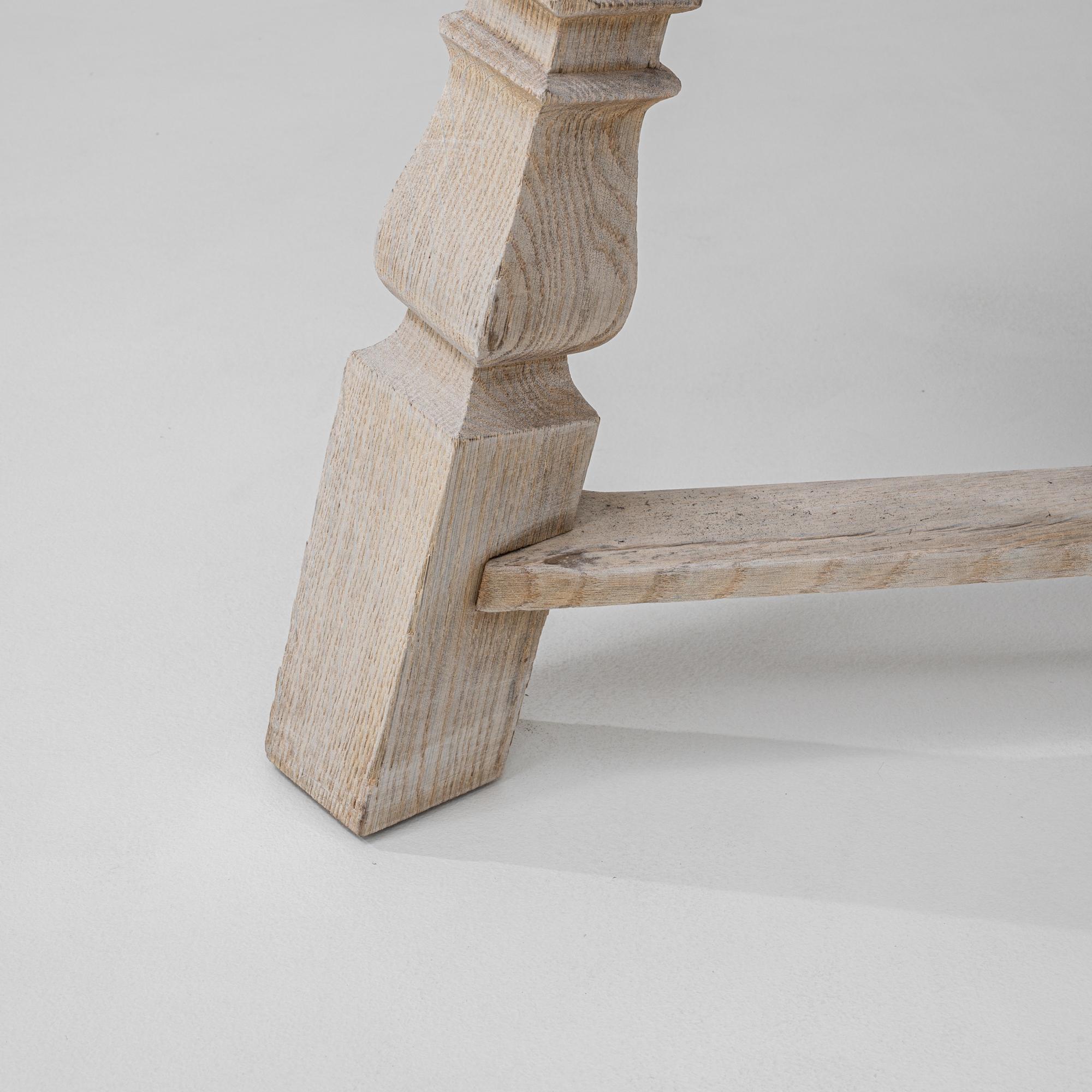 Table pliante en chêne français du 20e siècle en vente 2