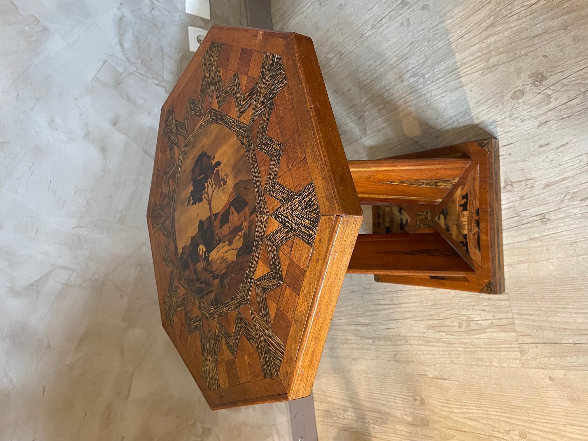 20th Century French Oak Marquetry Side Table, 1920s For Sale 9