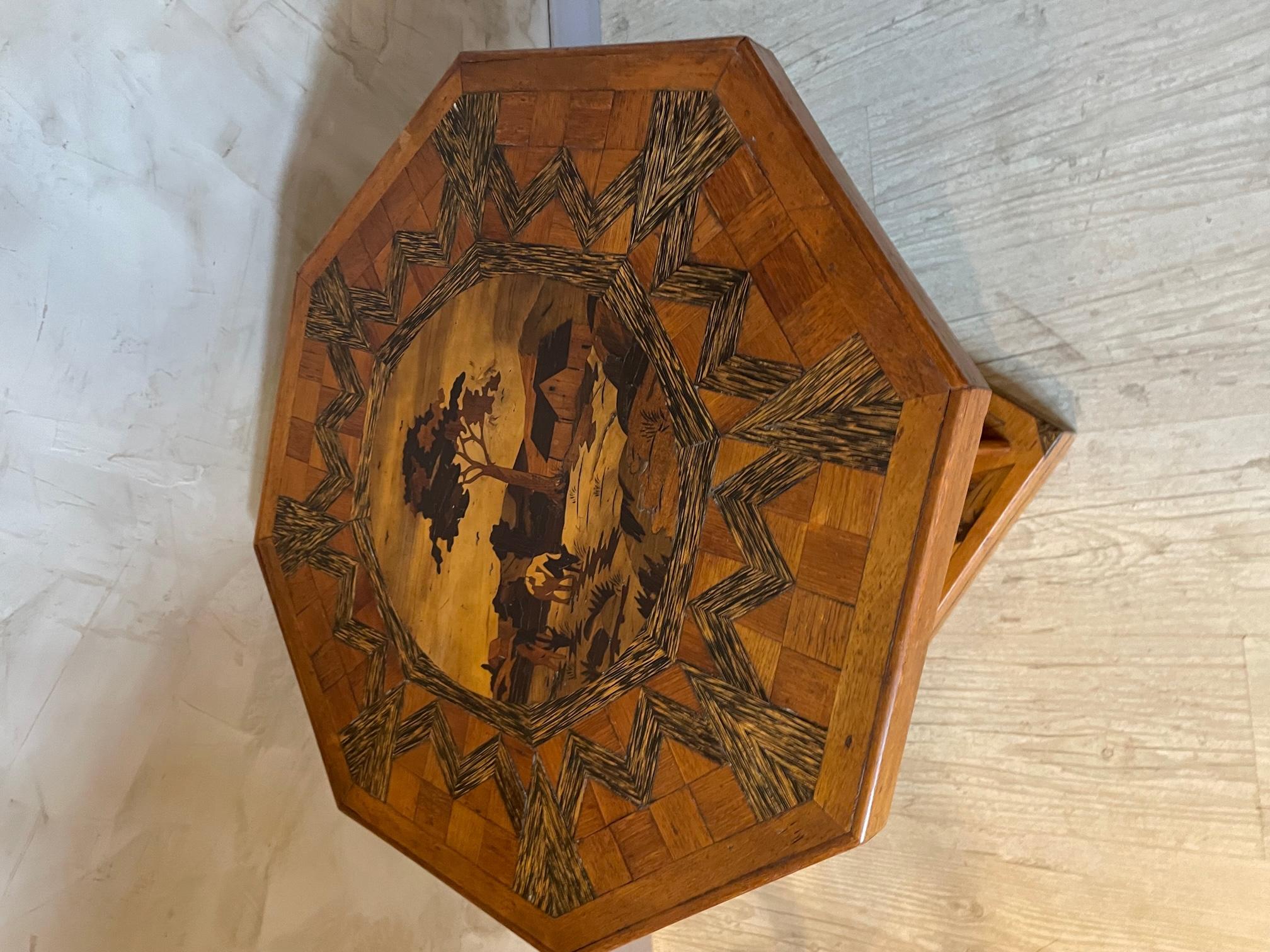 Early 20th Century 20th Century French Oak Marquetry Side Table, 1920s For Sale