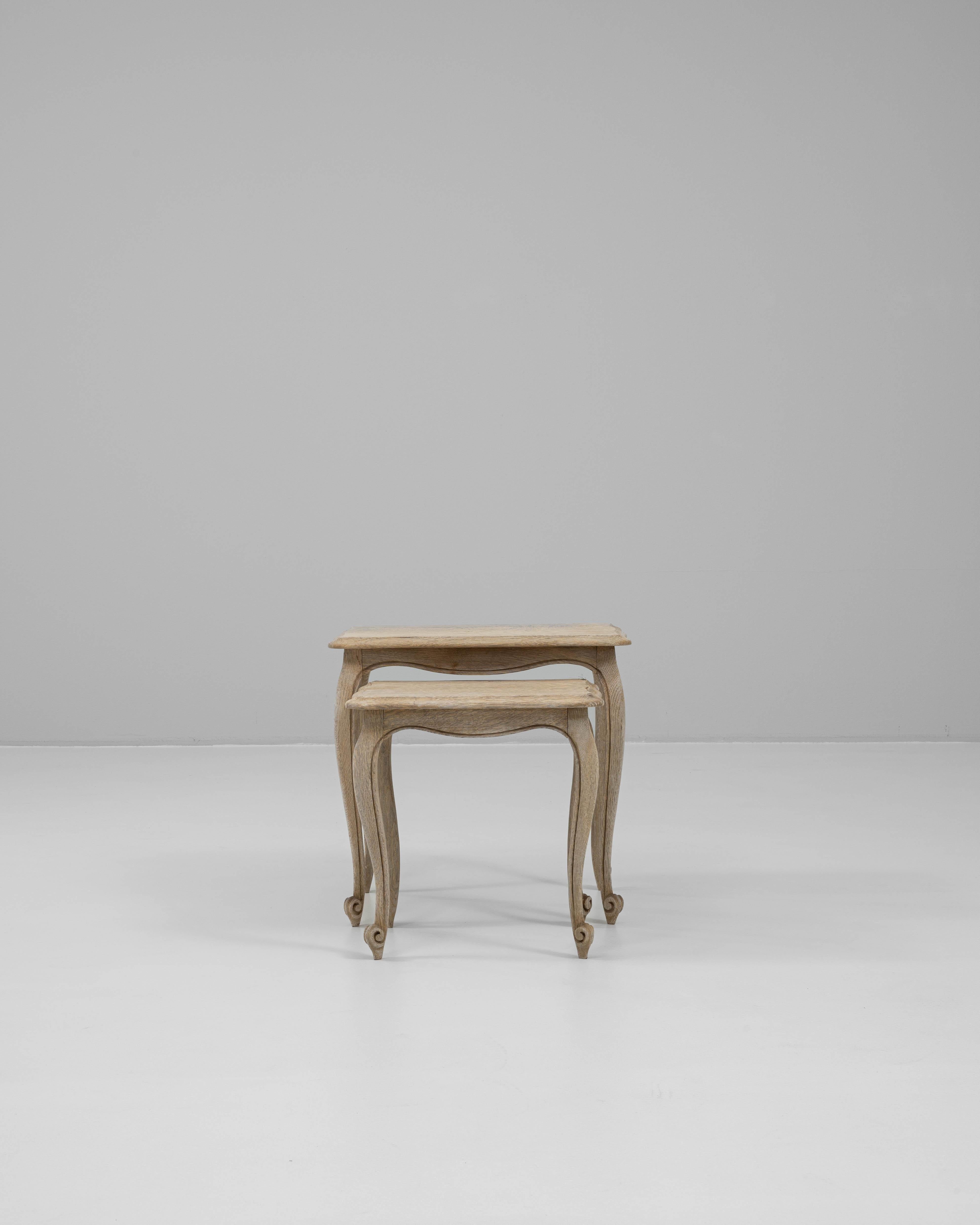 20th Century French Oak Nesting Tables In Good Condition For Sale In High Point, NC