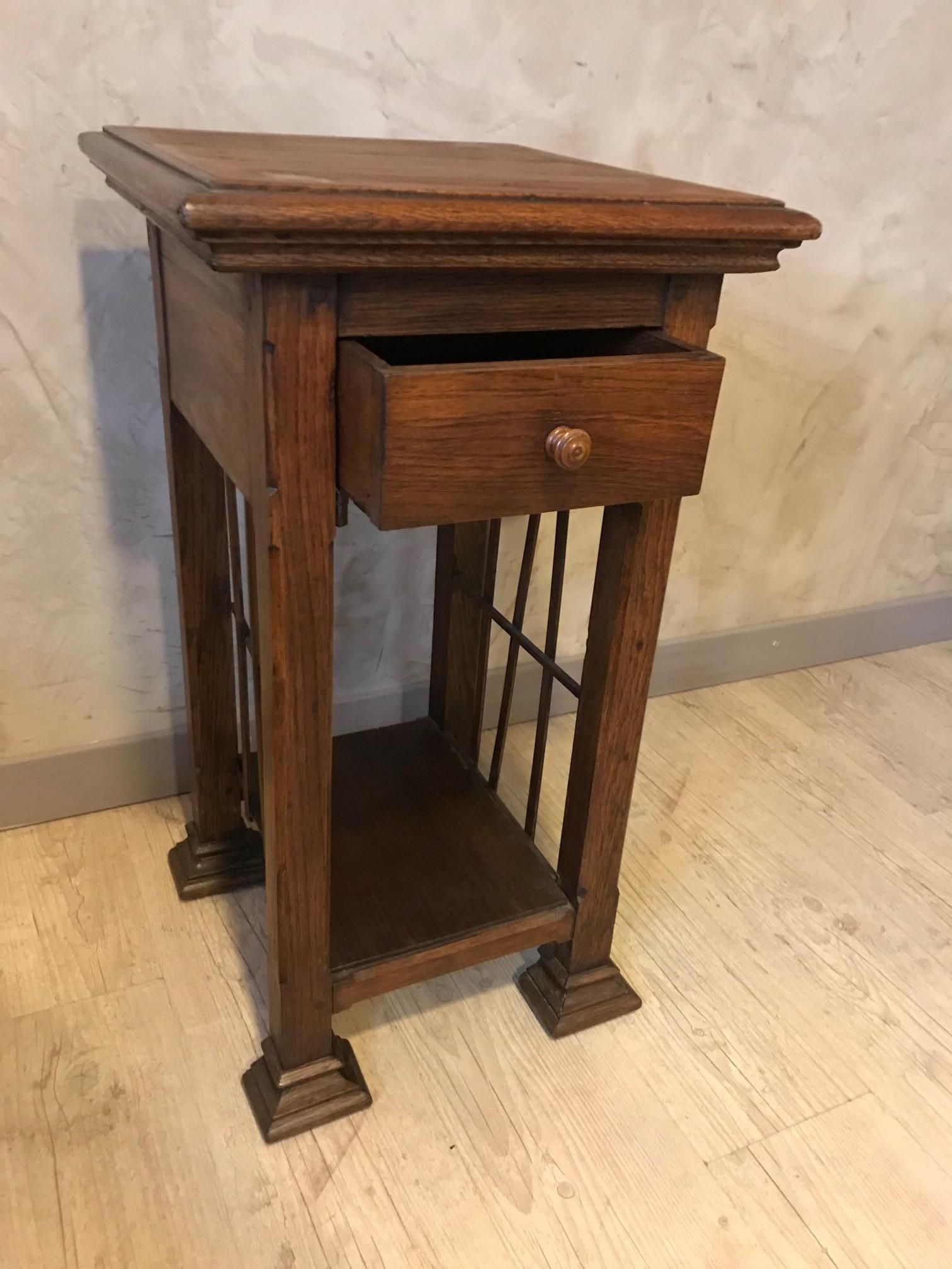 Early 20th Century 20th Century French Oak Side Table, 1920s For Sale