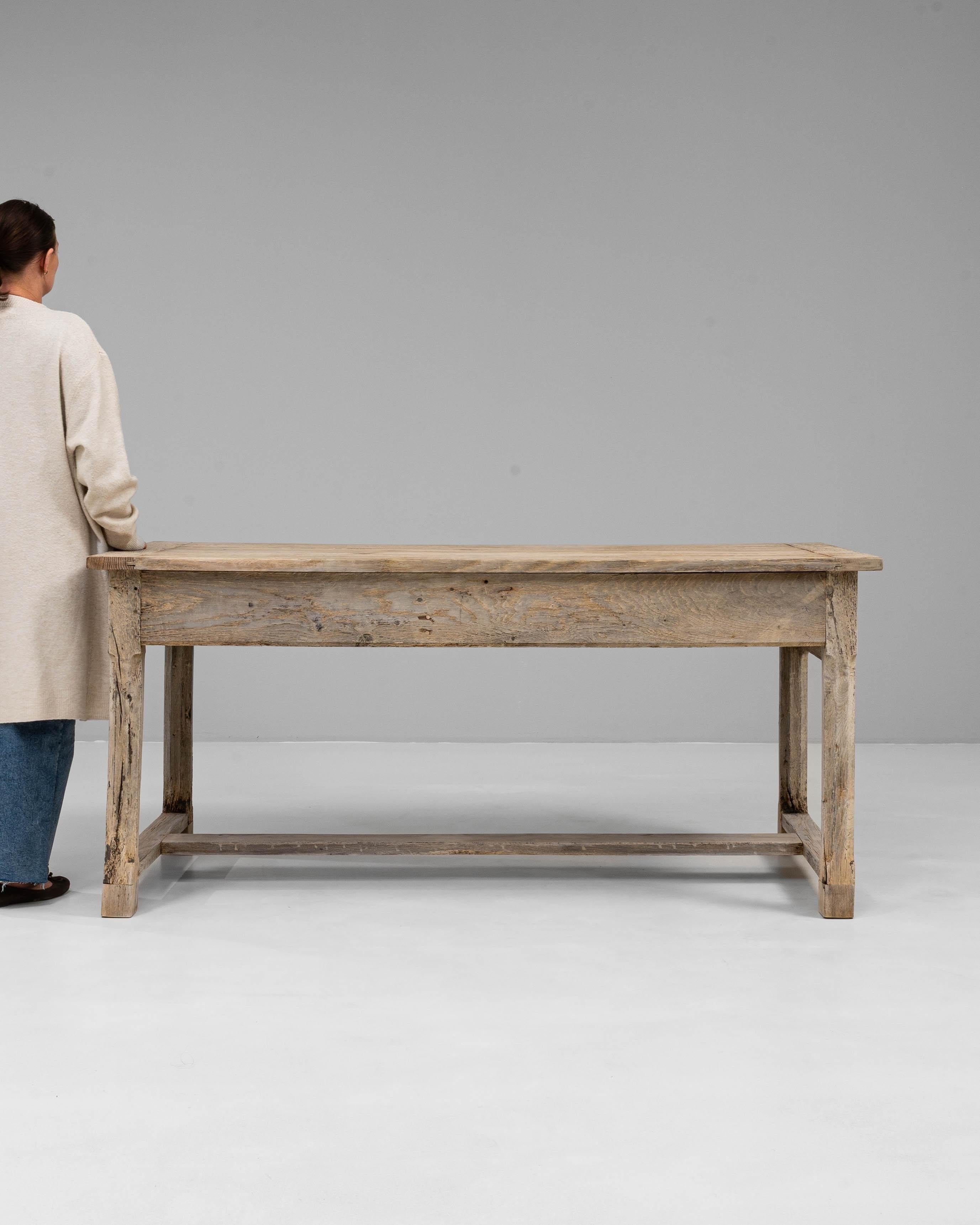 Table de salle à manger à tréteaux en Oak Oak français du 20e siècle Bon état - En vente à High Point, NC