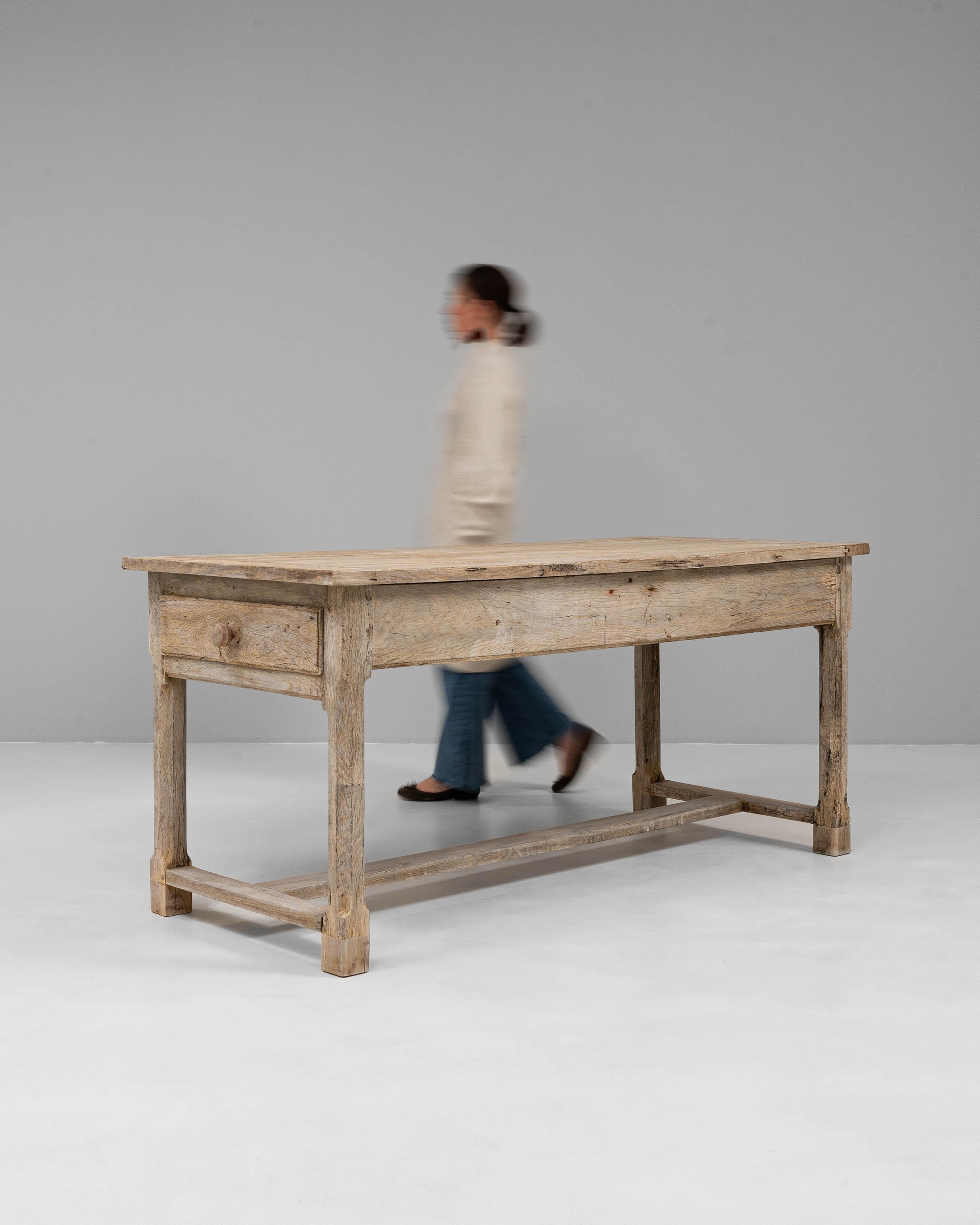 Table de salle à manger à tréteaux en Oak Oak français du 20e siècle en vente 1