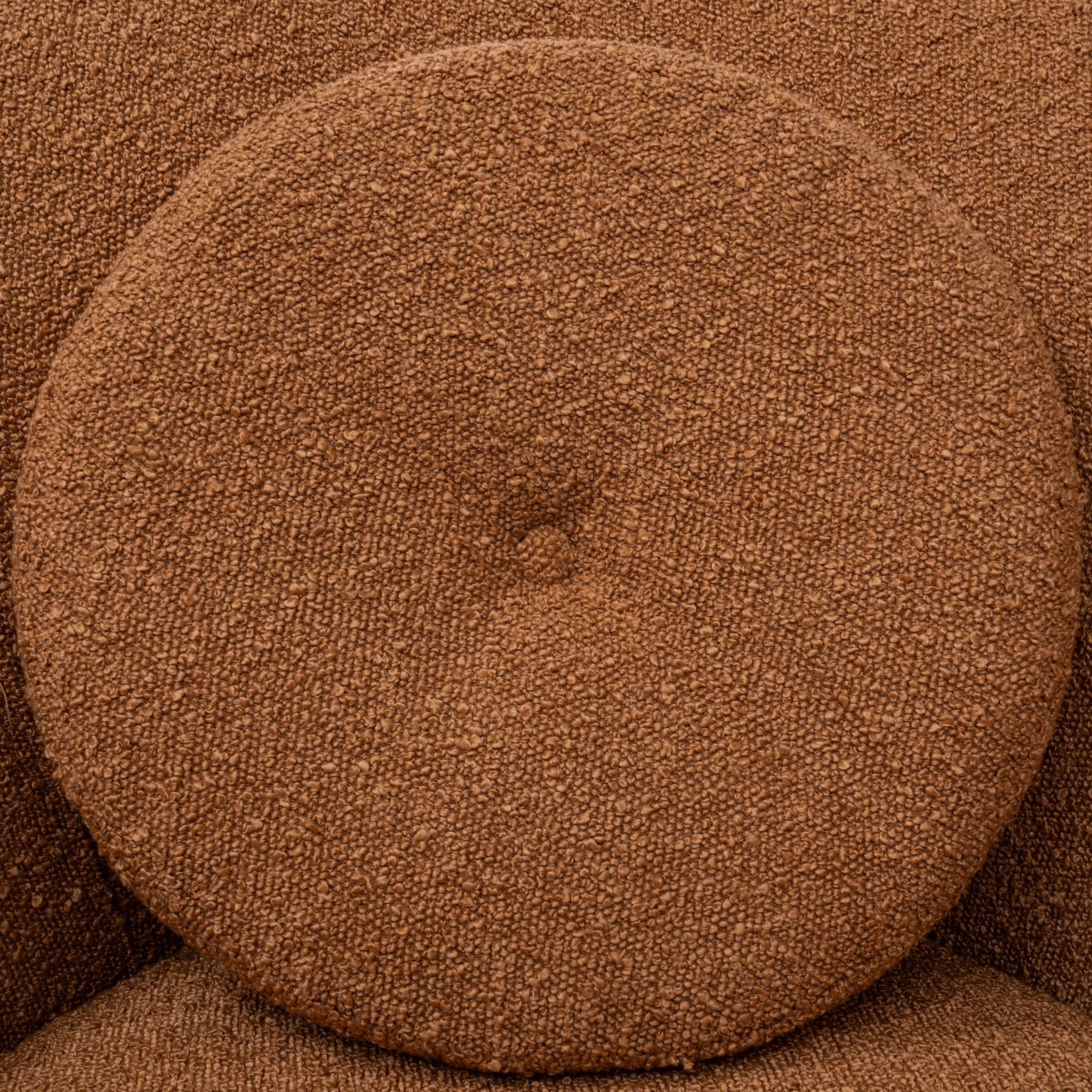 Poltrona imbottita arancione del XX secolo con cuscino in vendita 9