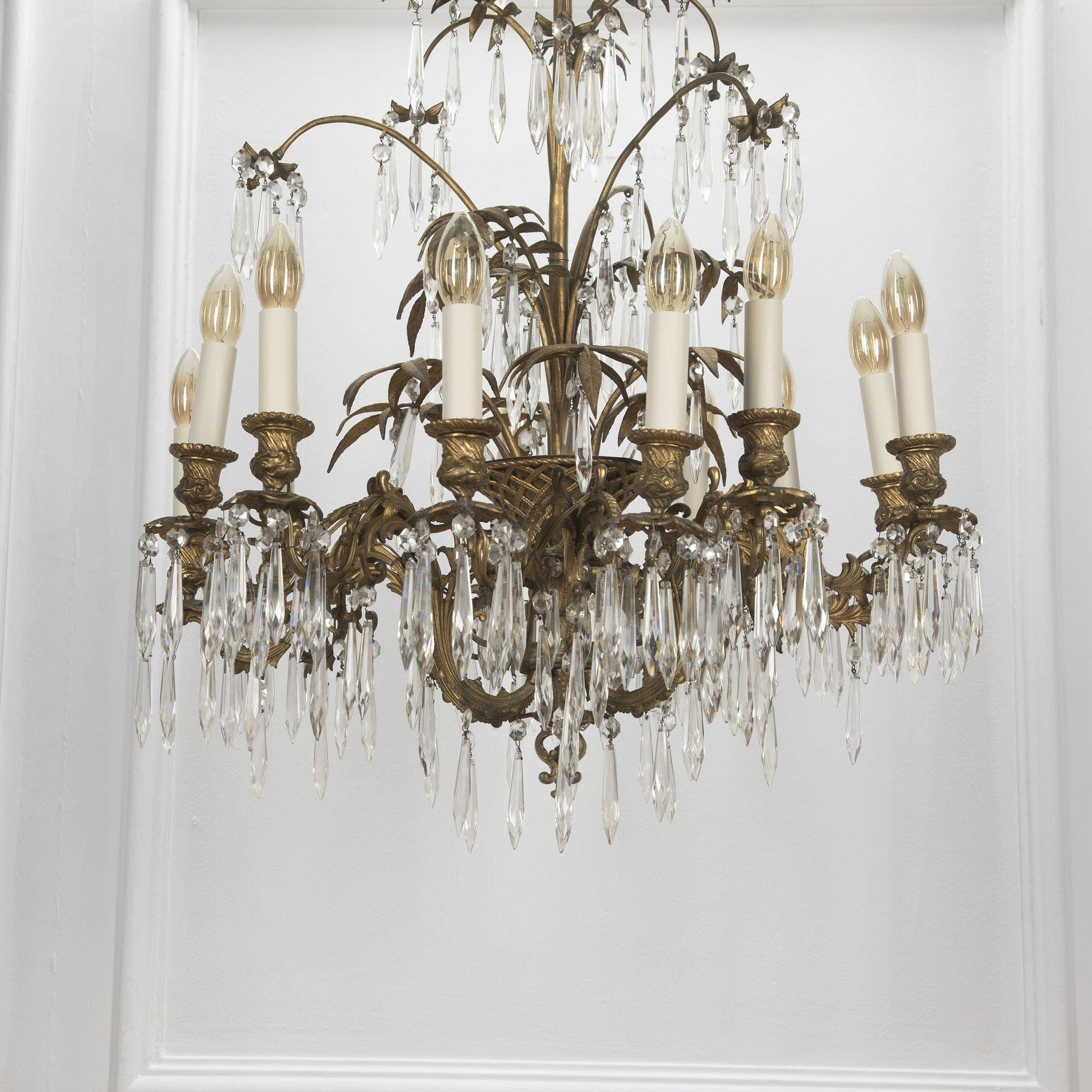 Francese Lampadario francese in ormolu del XX secolo in vendita